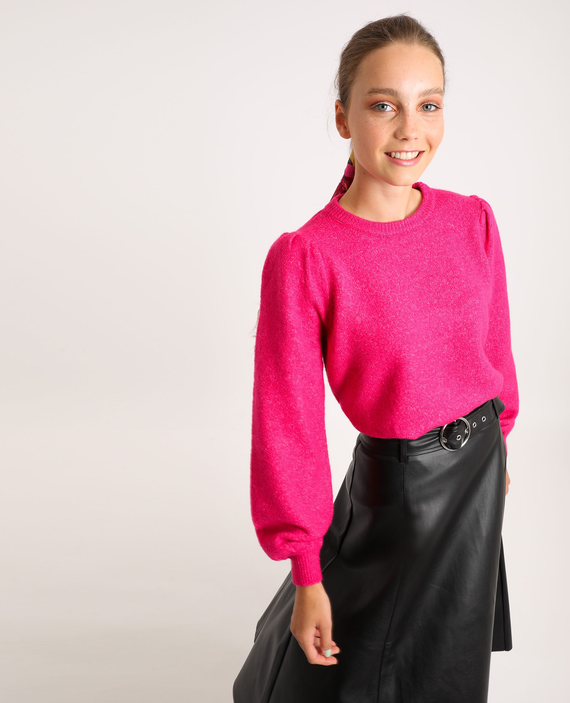 Pull manche sales bouffante transparente