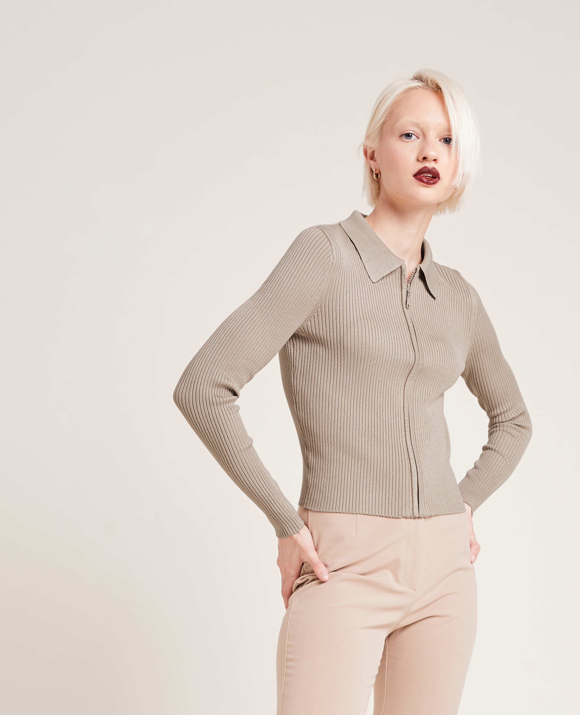 Gilet à col en pointes marron - Pimkie