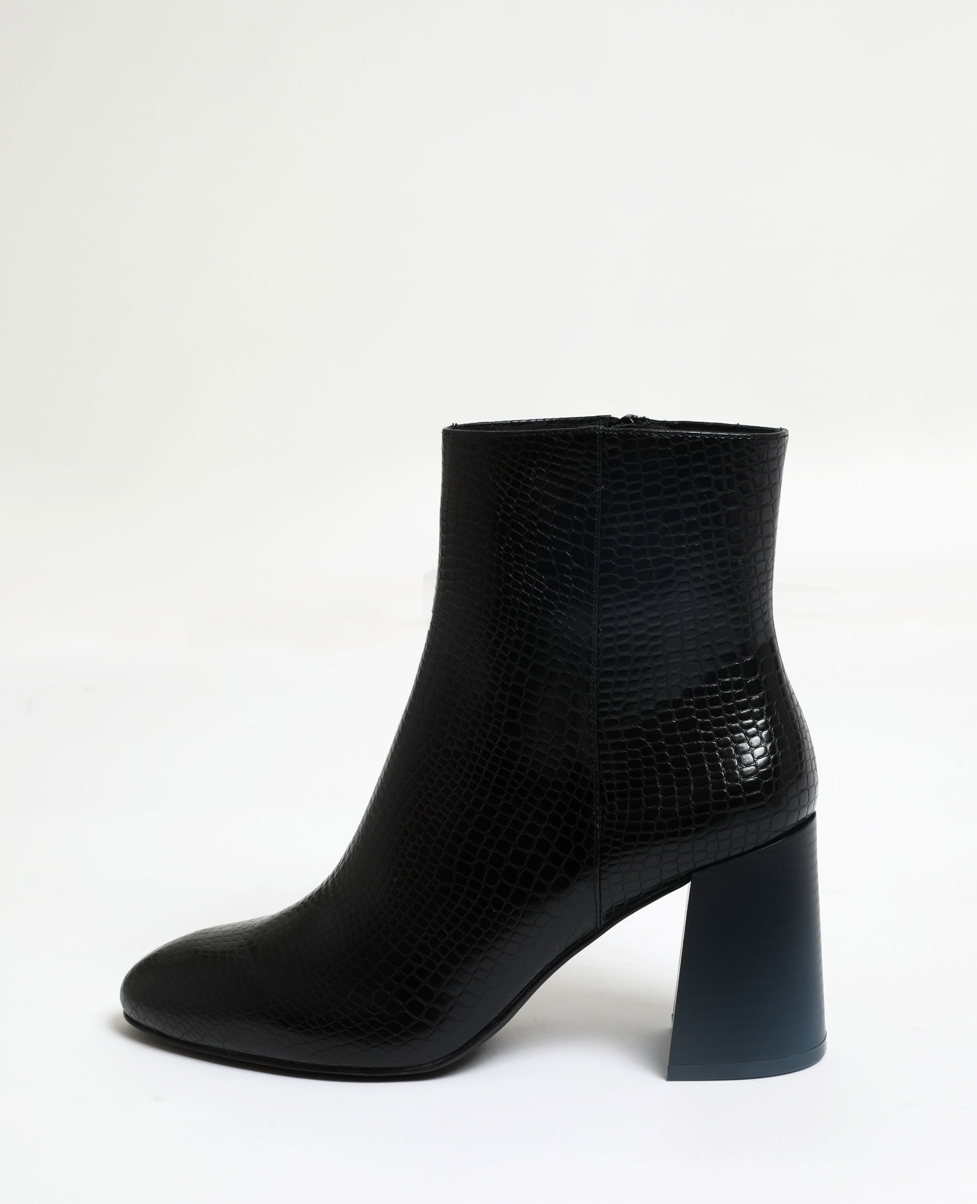 Bottines en ecailles