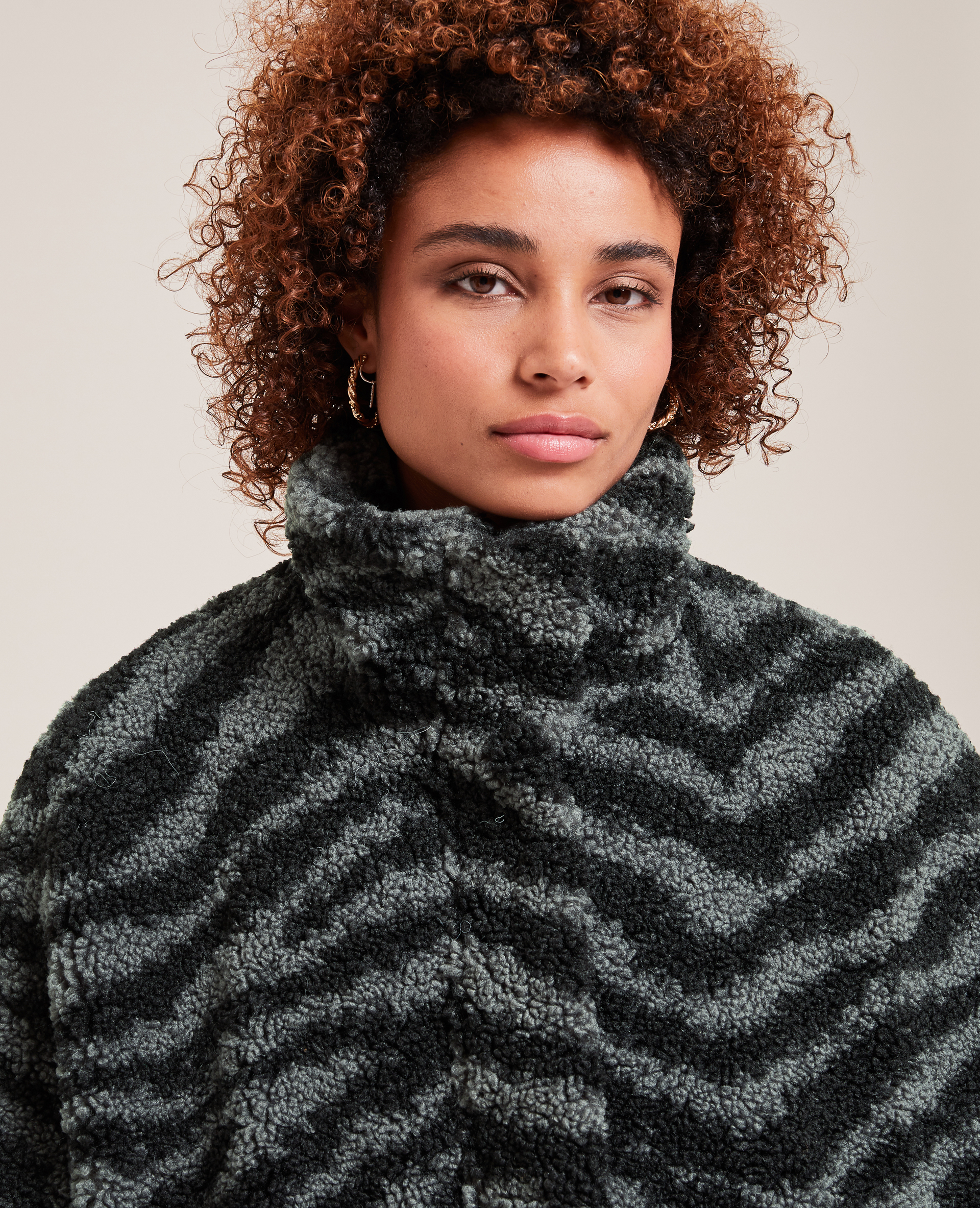 Blouson en sherpa noir - Pimkie