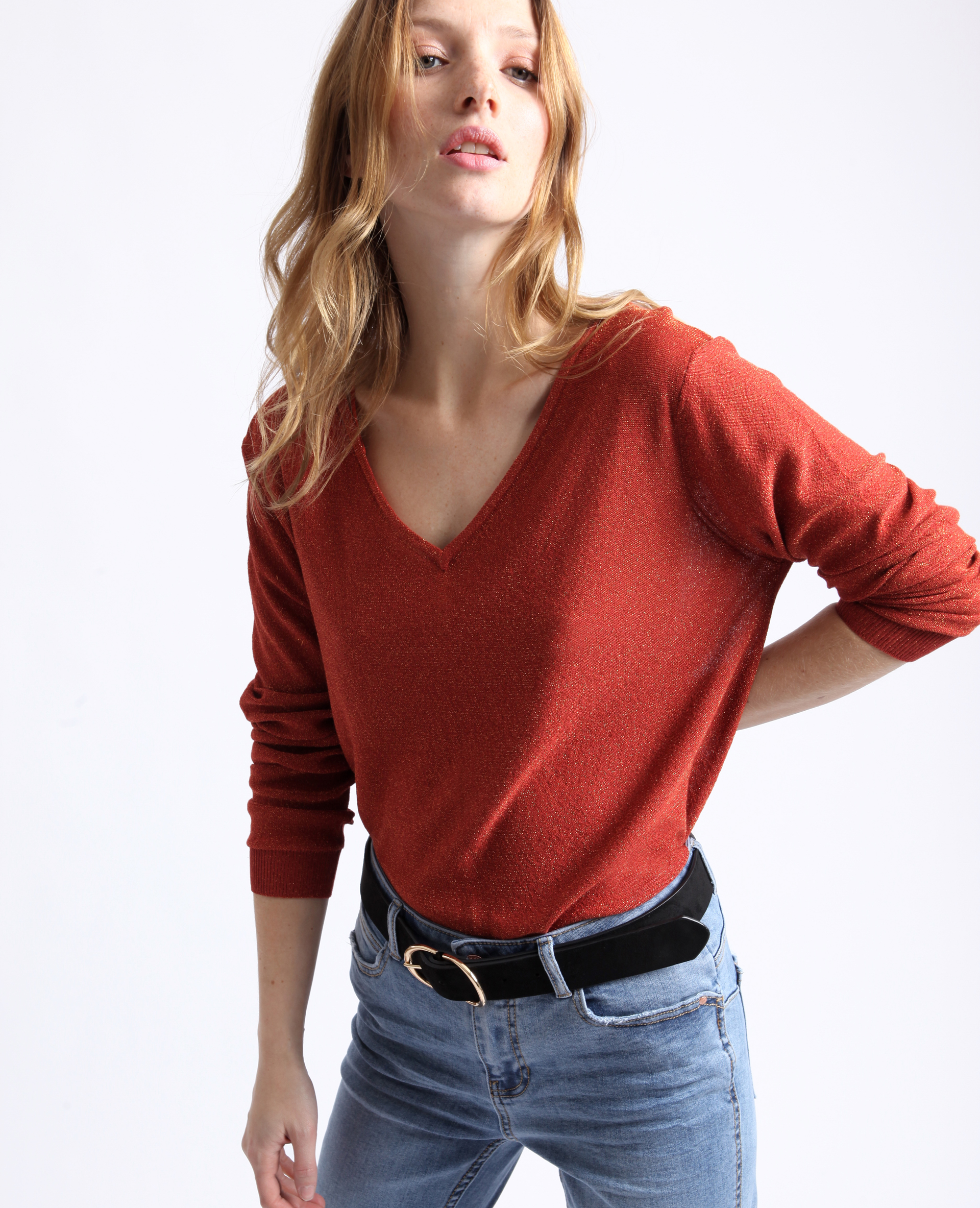 Pull fin col v sales