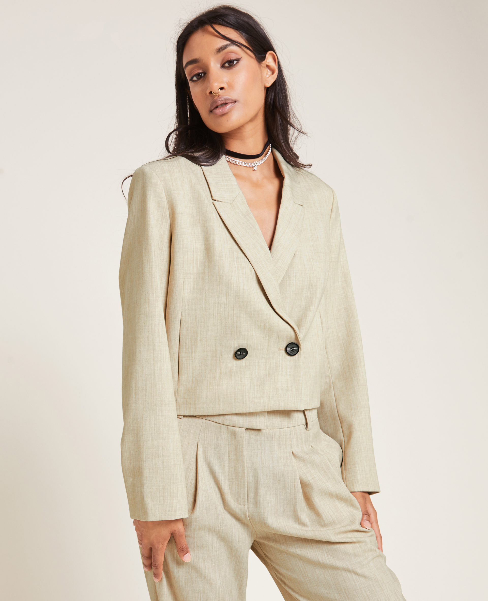 Veste blazer courte avec paulettes