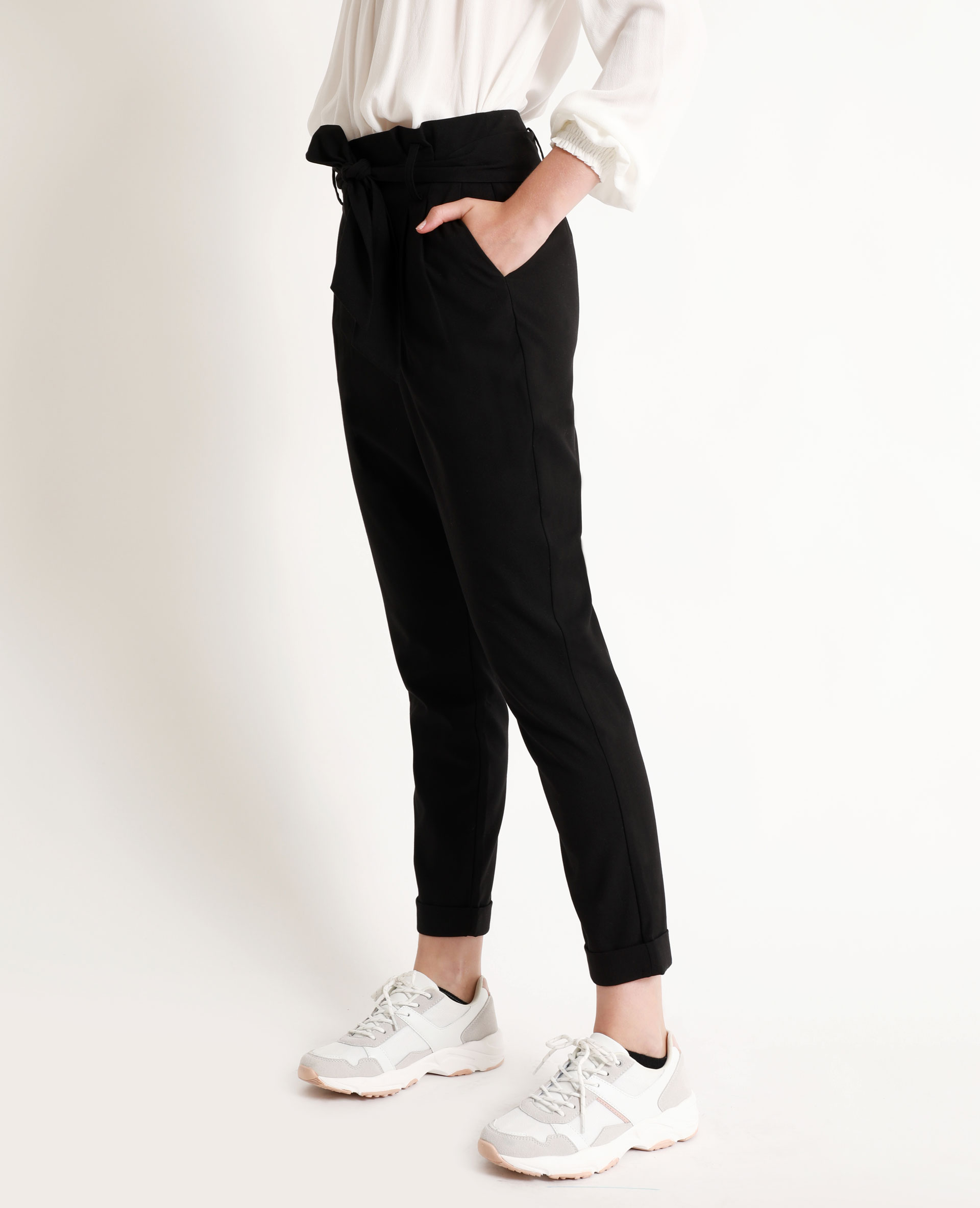Pantalon carotte femme ronde top
