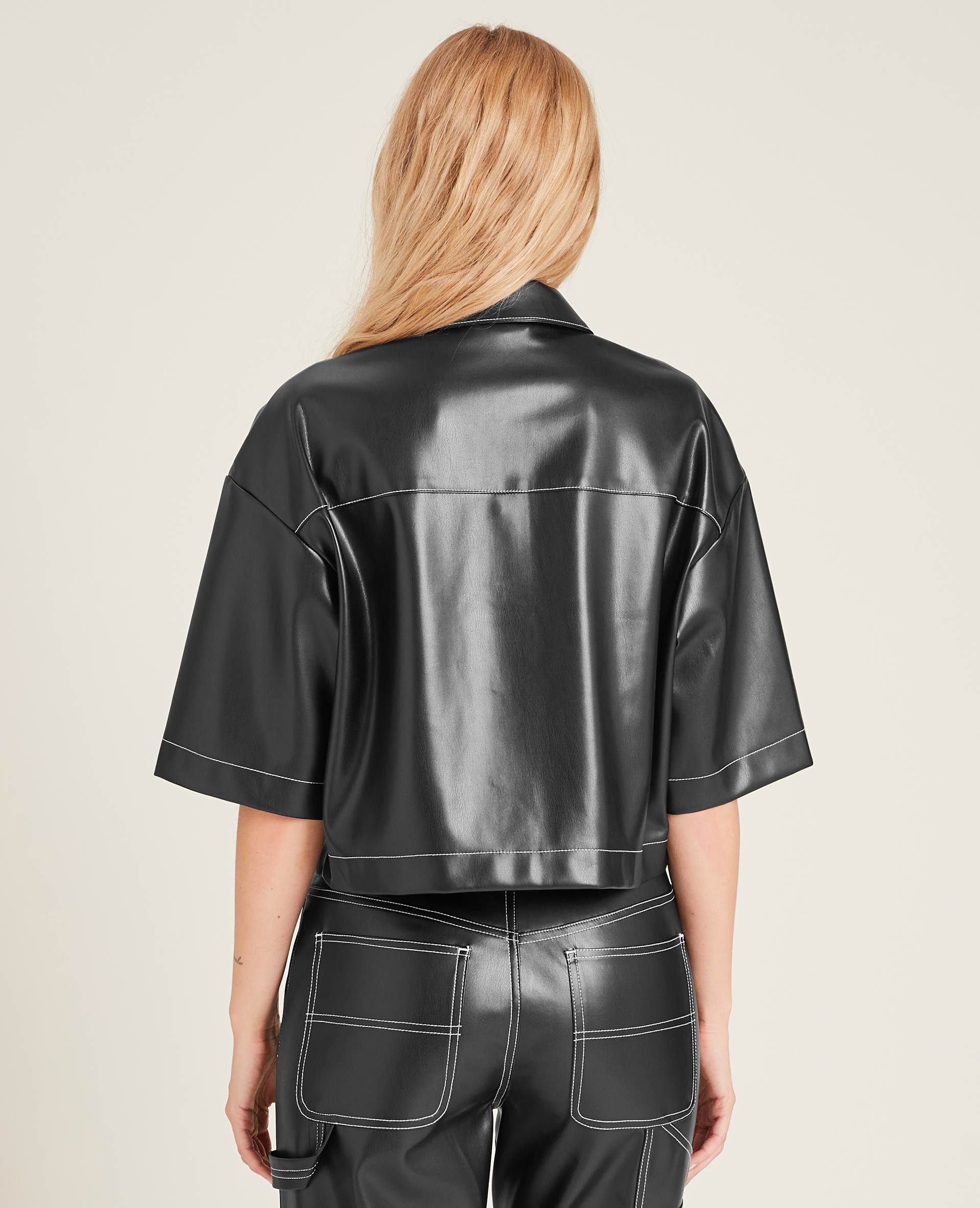 Chemise simili cuir manches courtes noir - Pimkie
