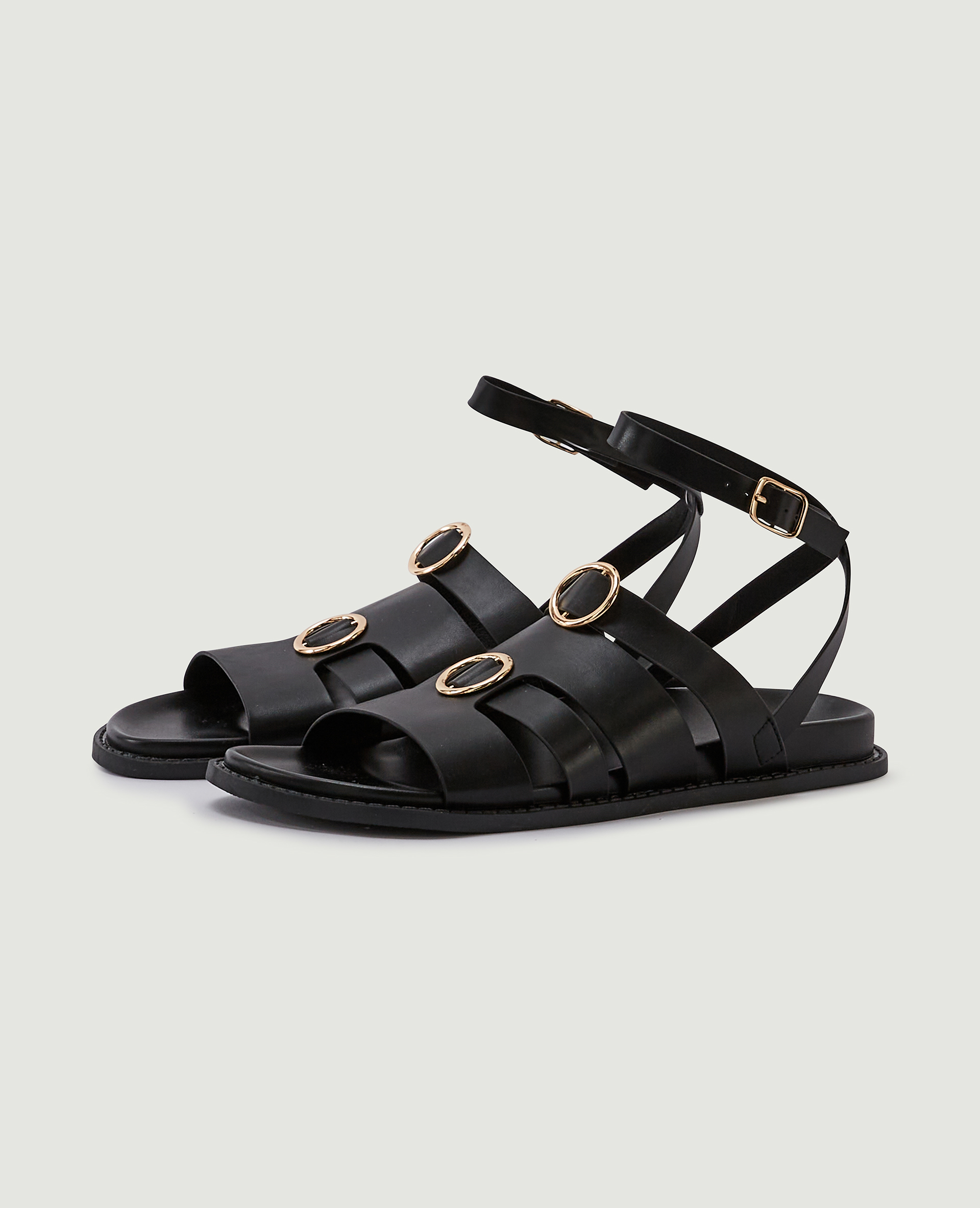 Sandales plates avec anneaux noir - Pimkie
