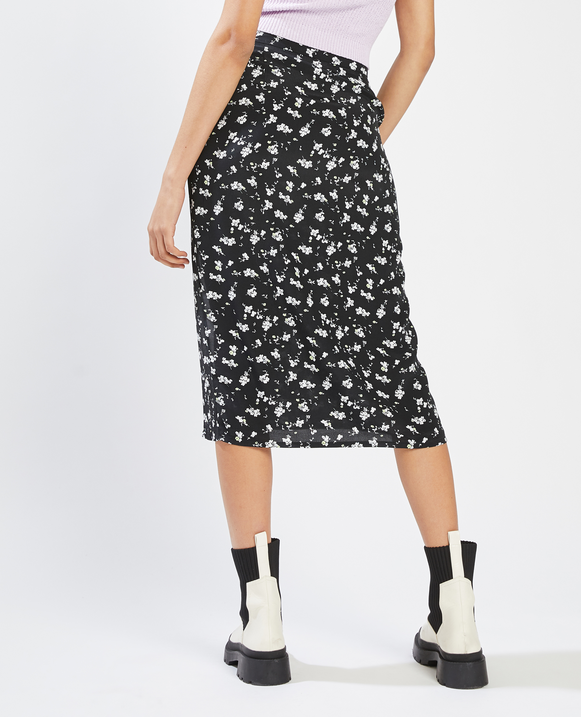 Jupe midi à fleurs noir - Pimkie