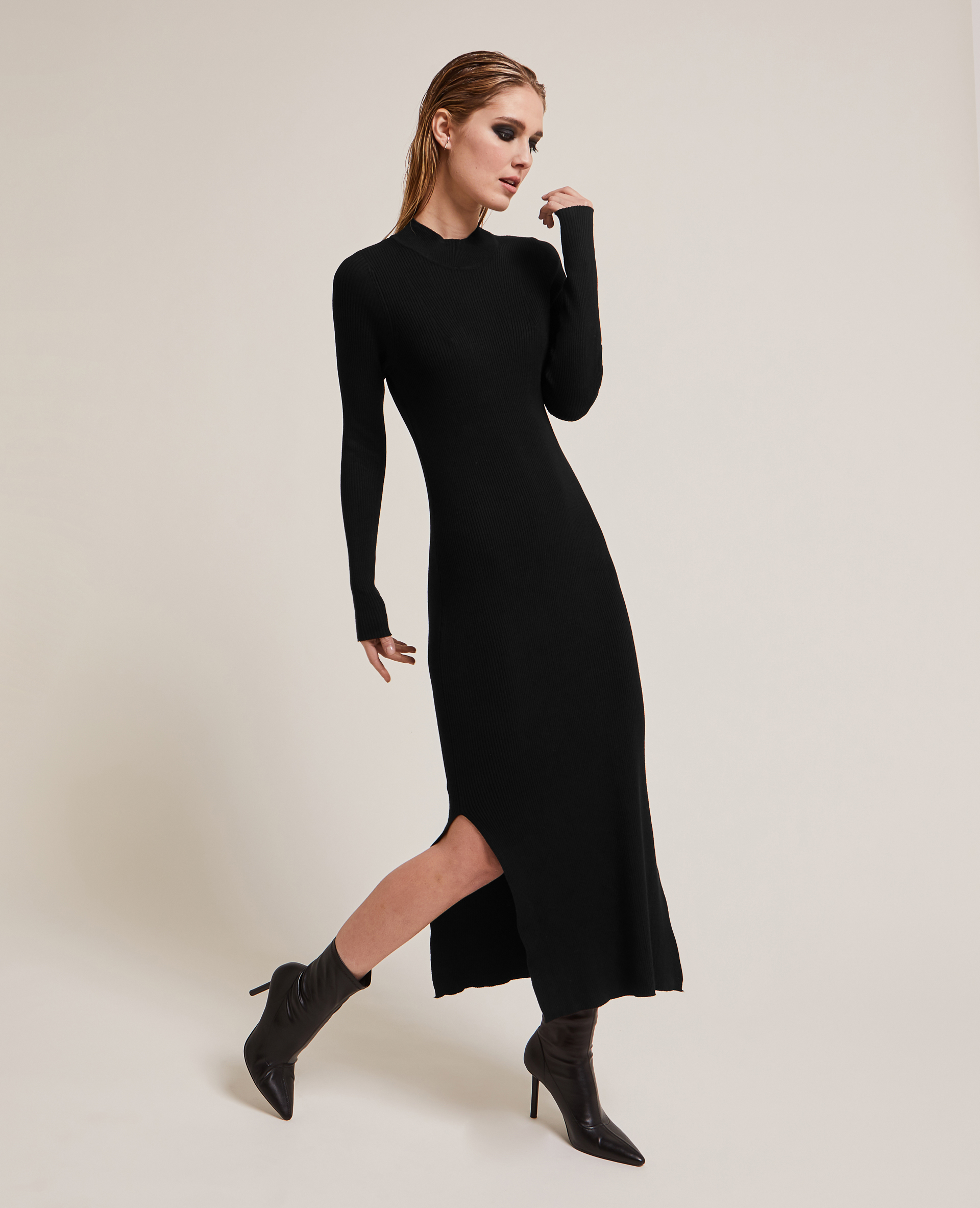 Robe longue en maille c tel e
