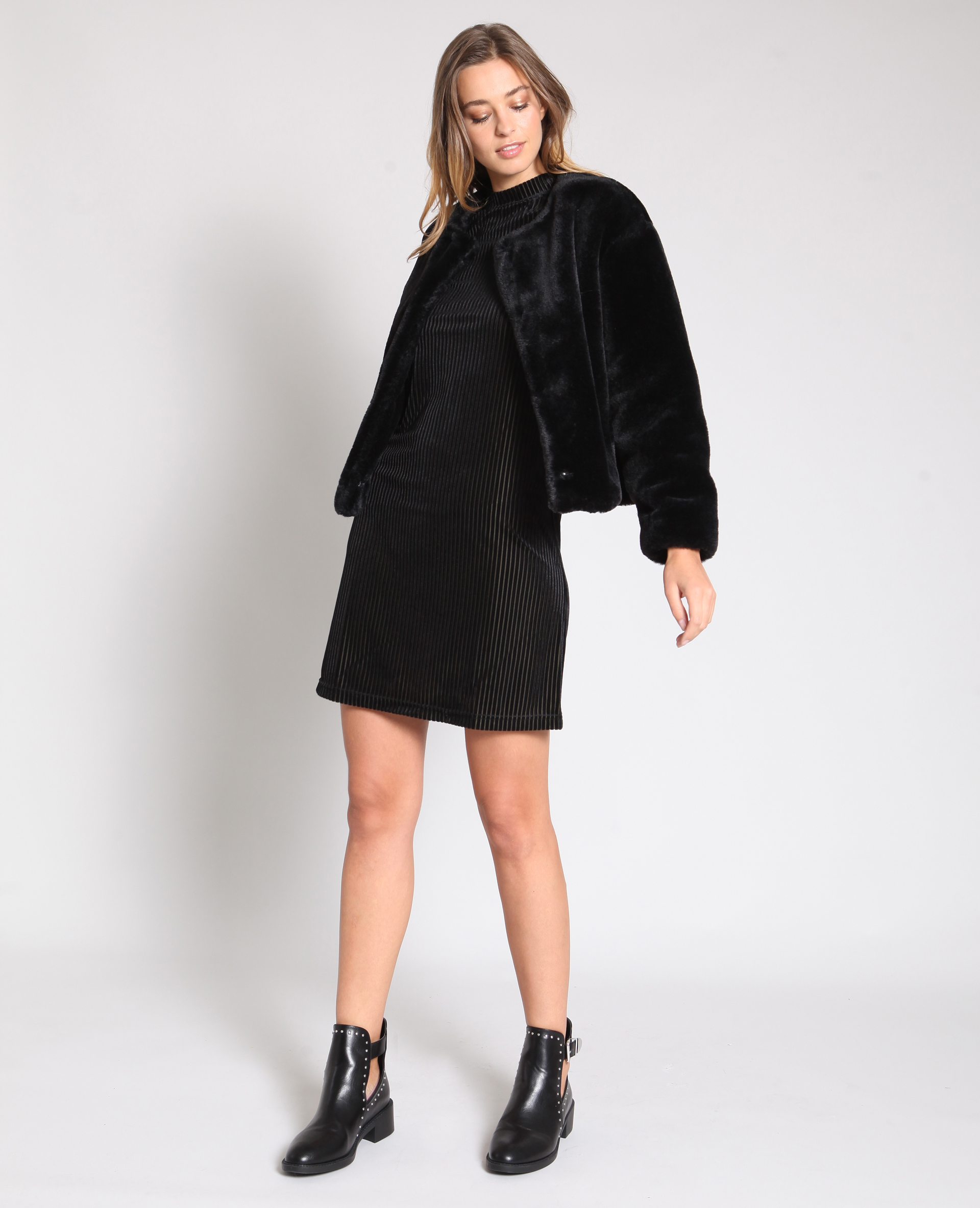 Robe à manches courtes noir - Pimkie