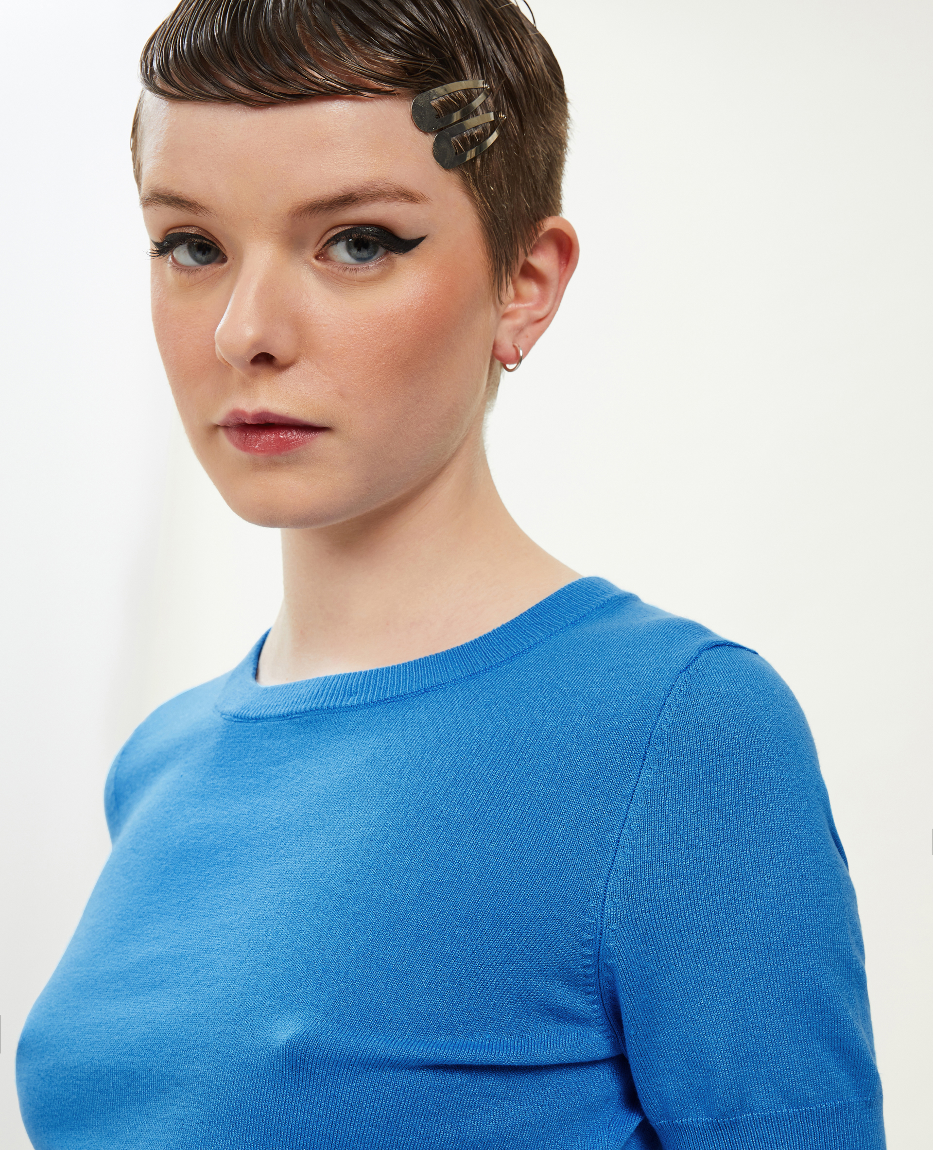 Pull manches courtes en maille fine bleu - Pimkie