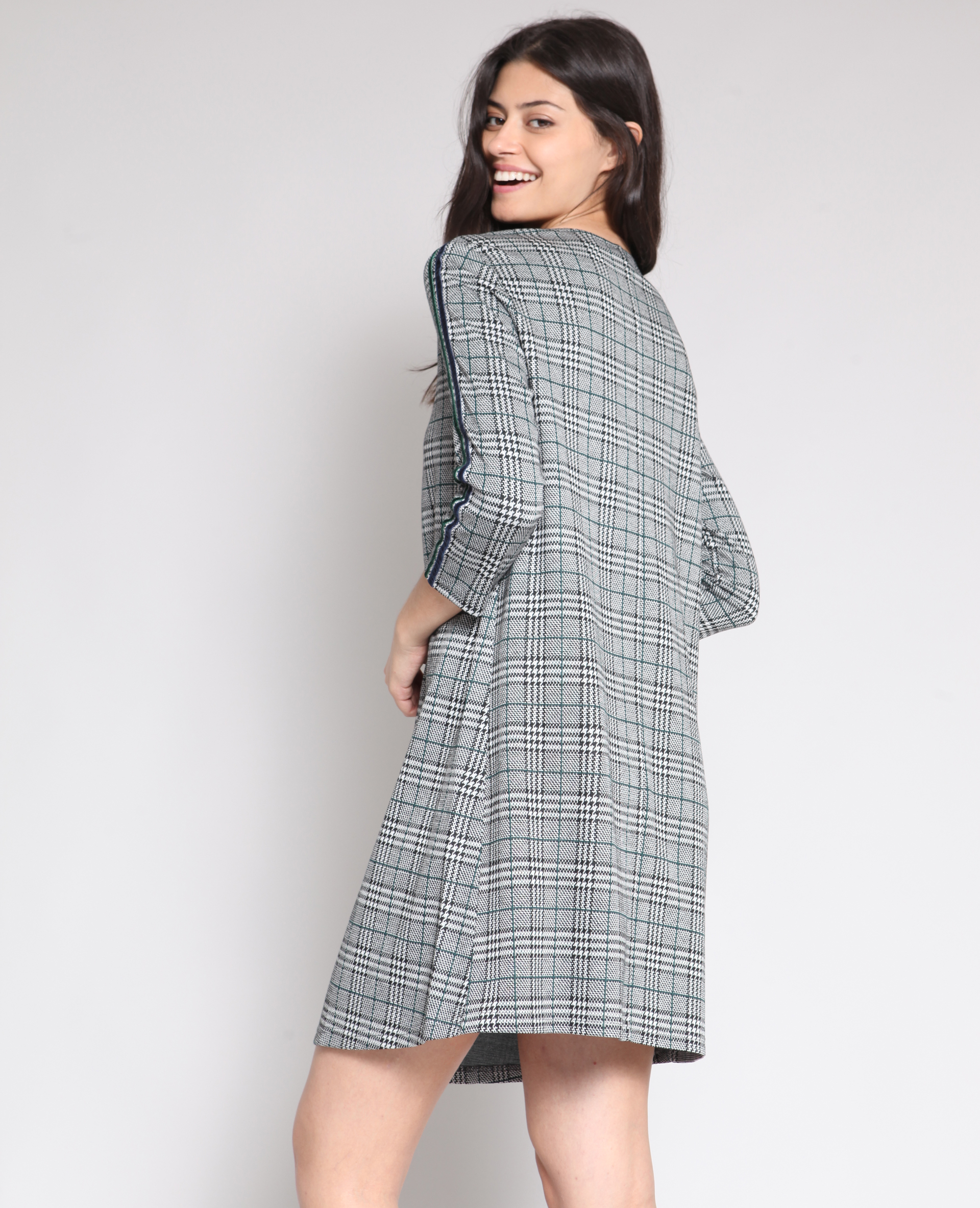 Robe à carreaux noir - Pimkie