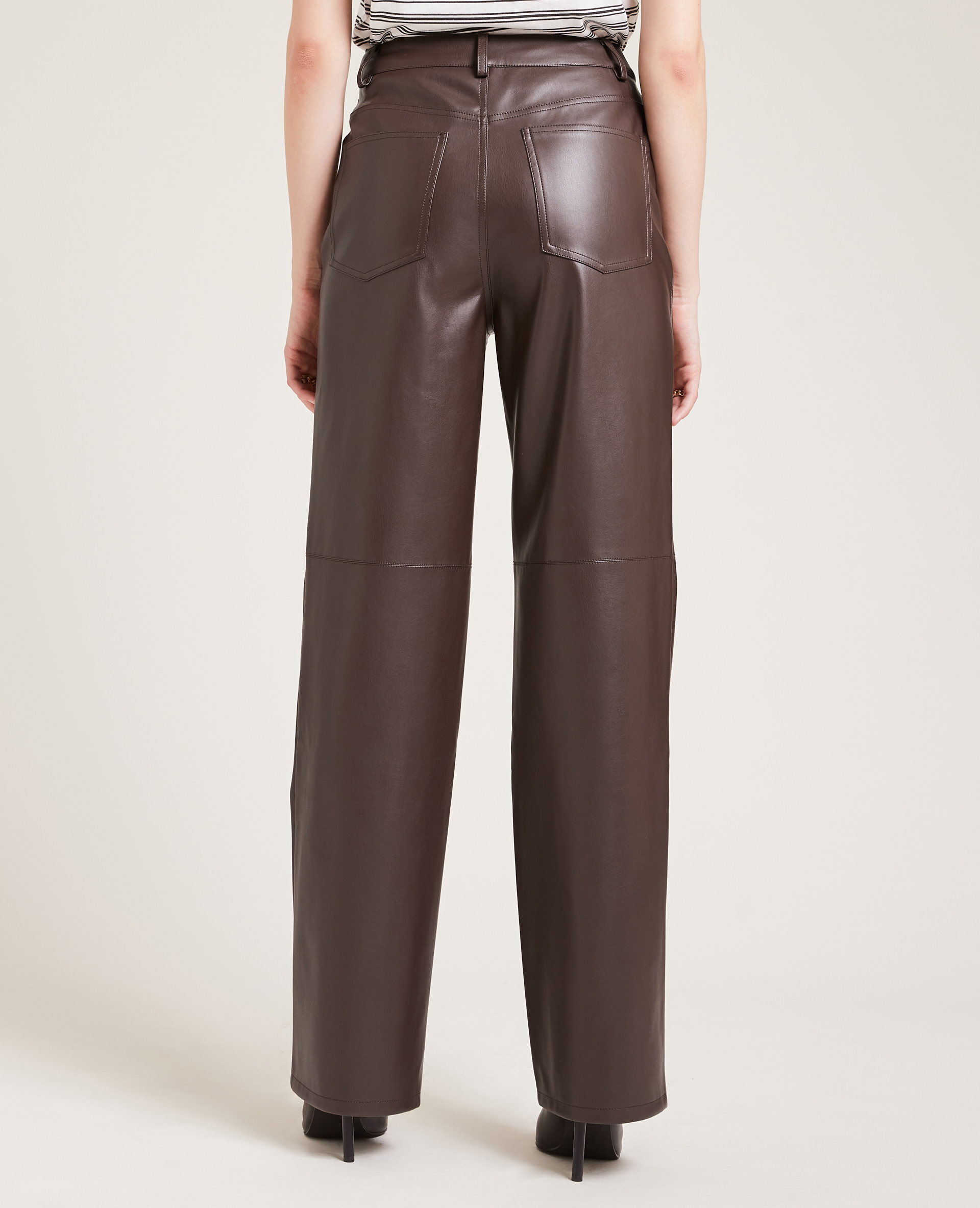 Pantalon droit en simili cuir marron - Pimkie