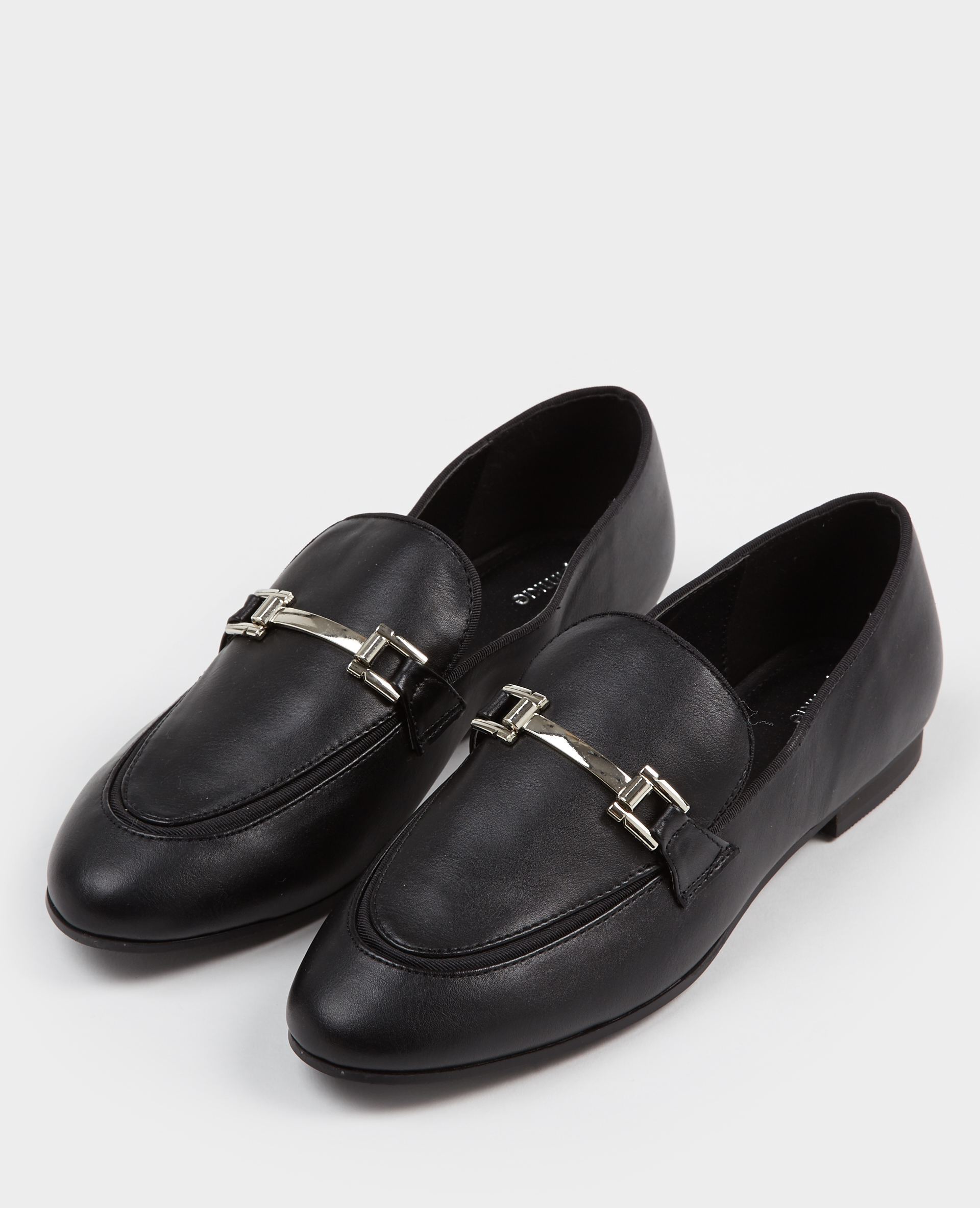 Mocassins avec détail mors noir - Pimkie
