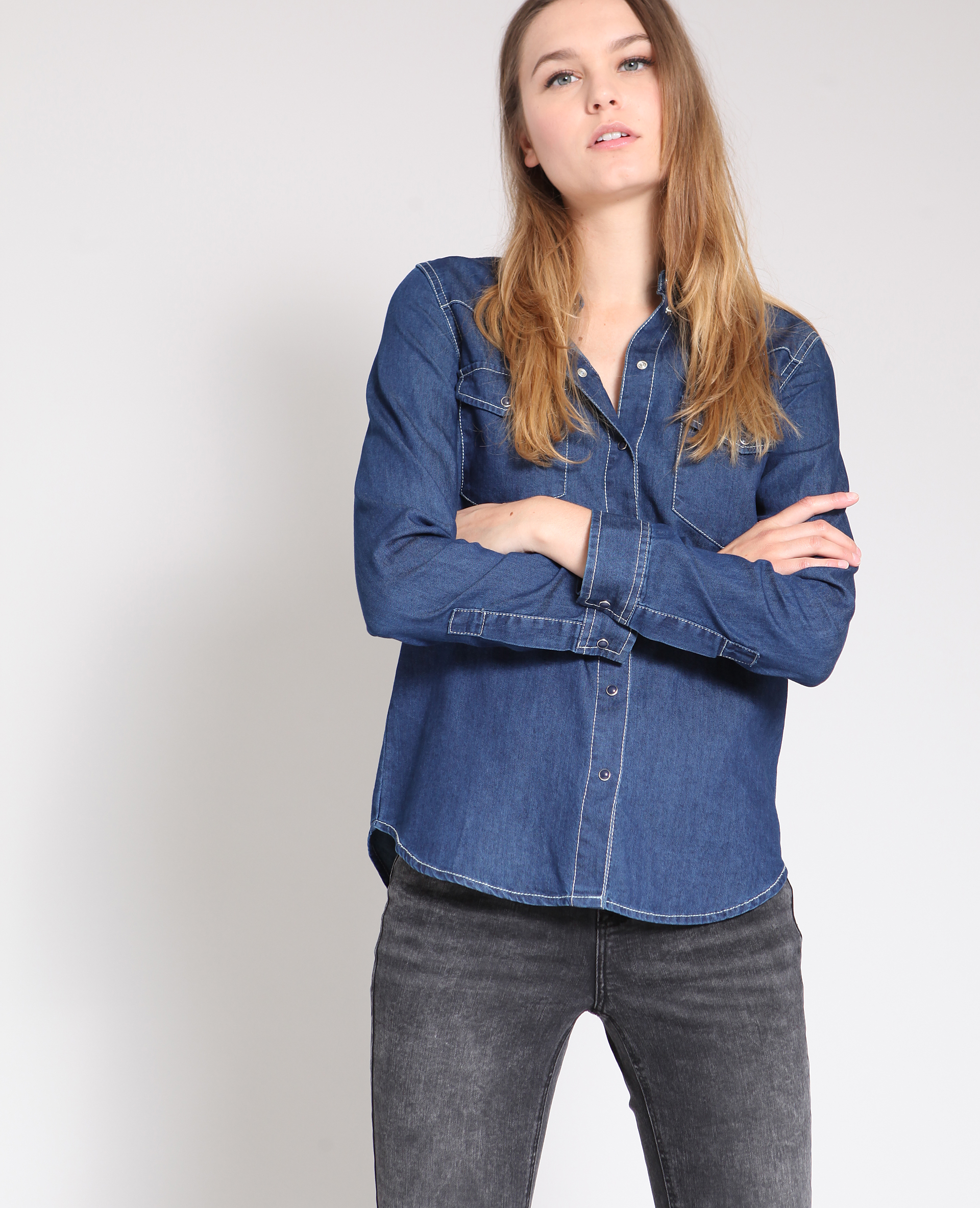 Chemise en jean bleu foncé sale femme