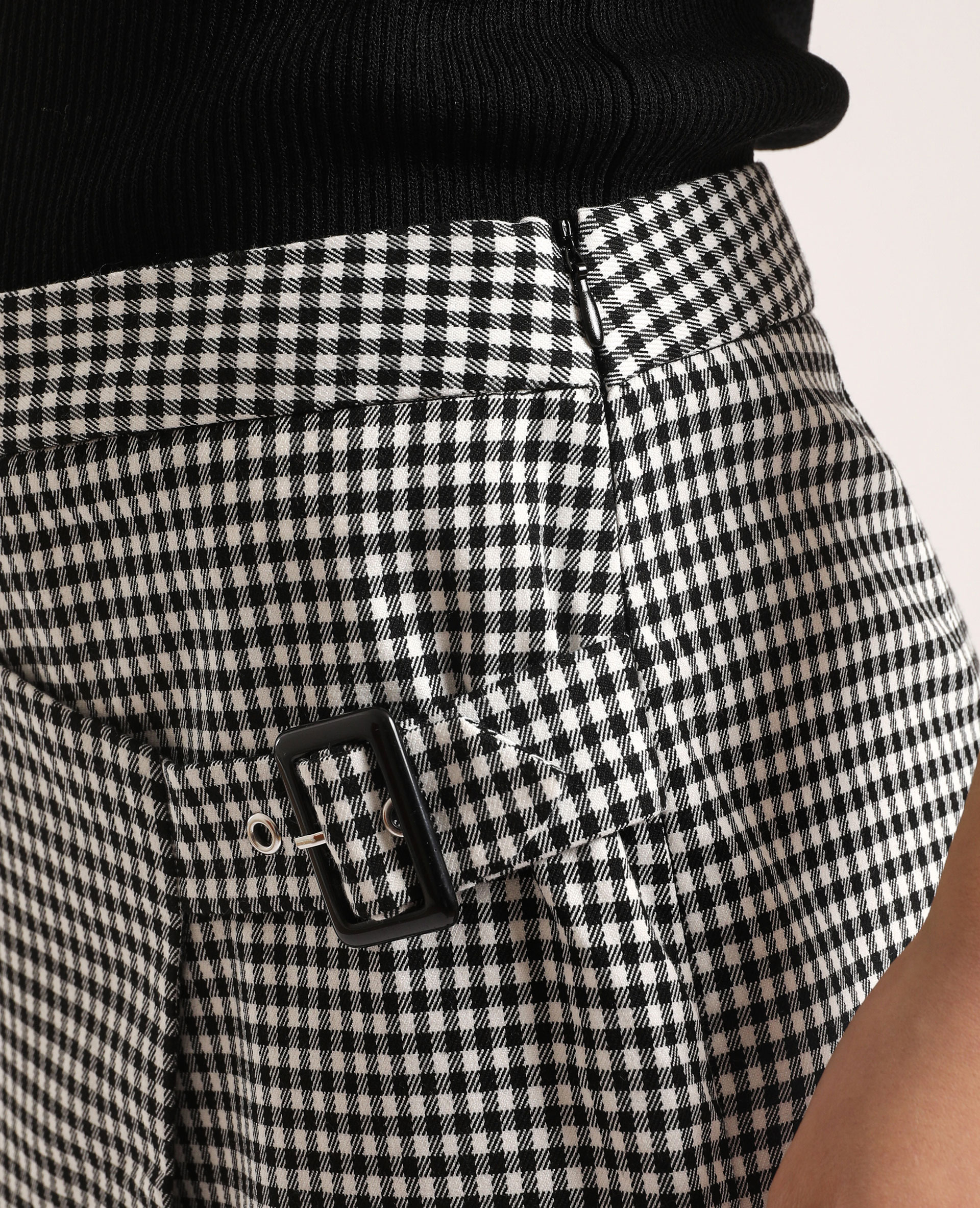 Jupe short à carreaux noir - Pimkie