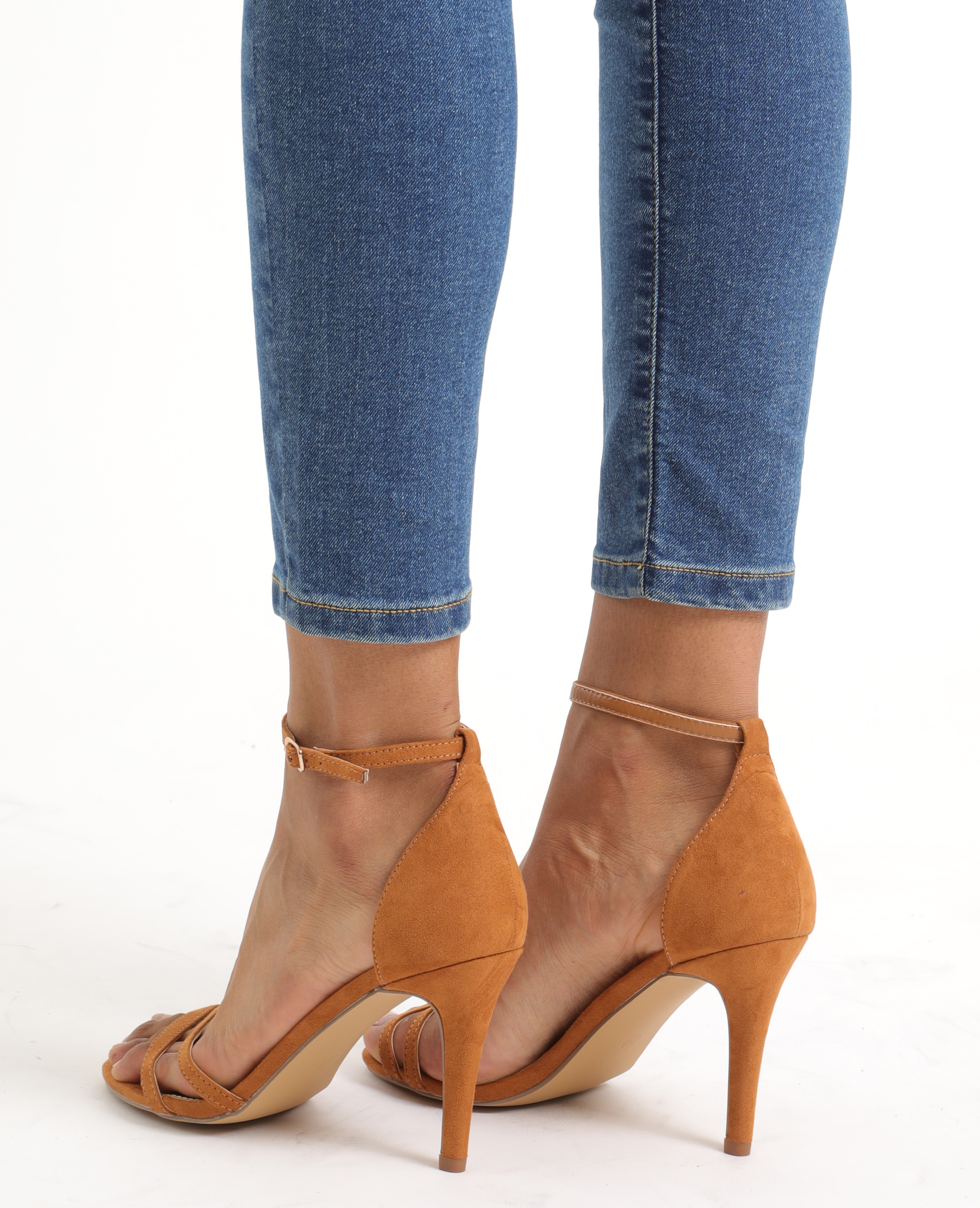sandales couleur
