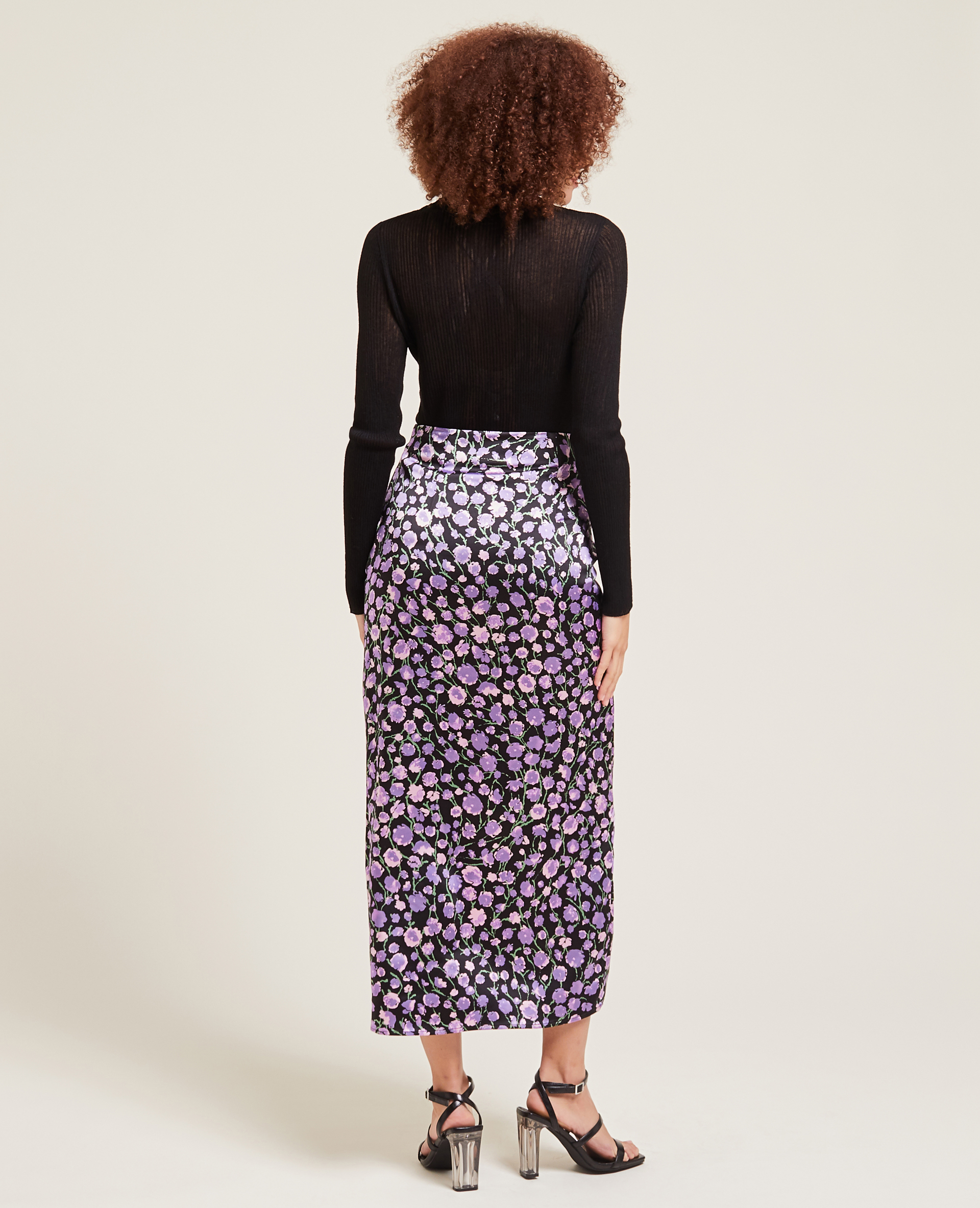 Jupe longue fendue en satin noir - Pimkie