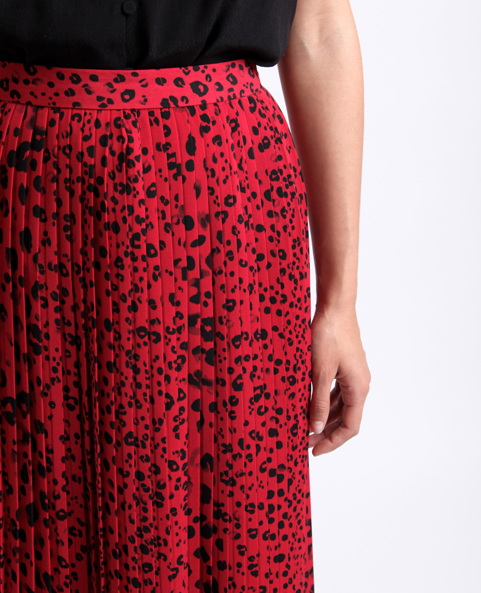 Jupe plissée léopard rouge - Pimkie