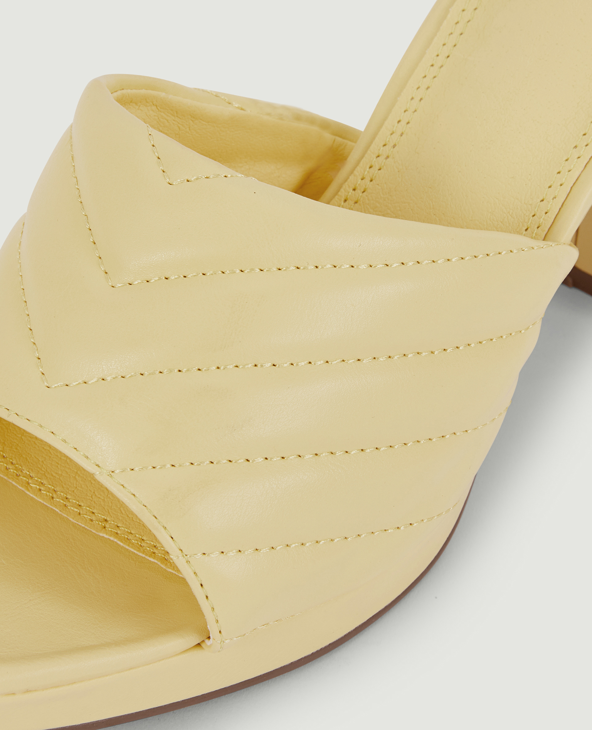 mules jaune moutarde