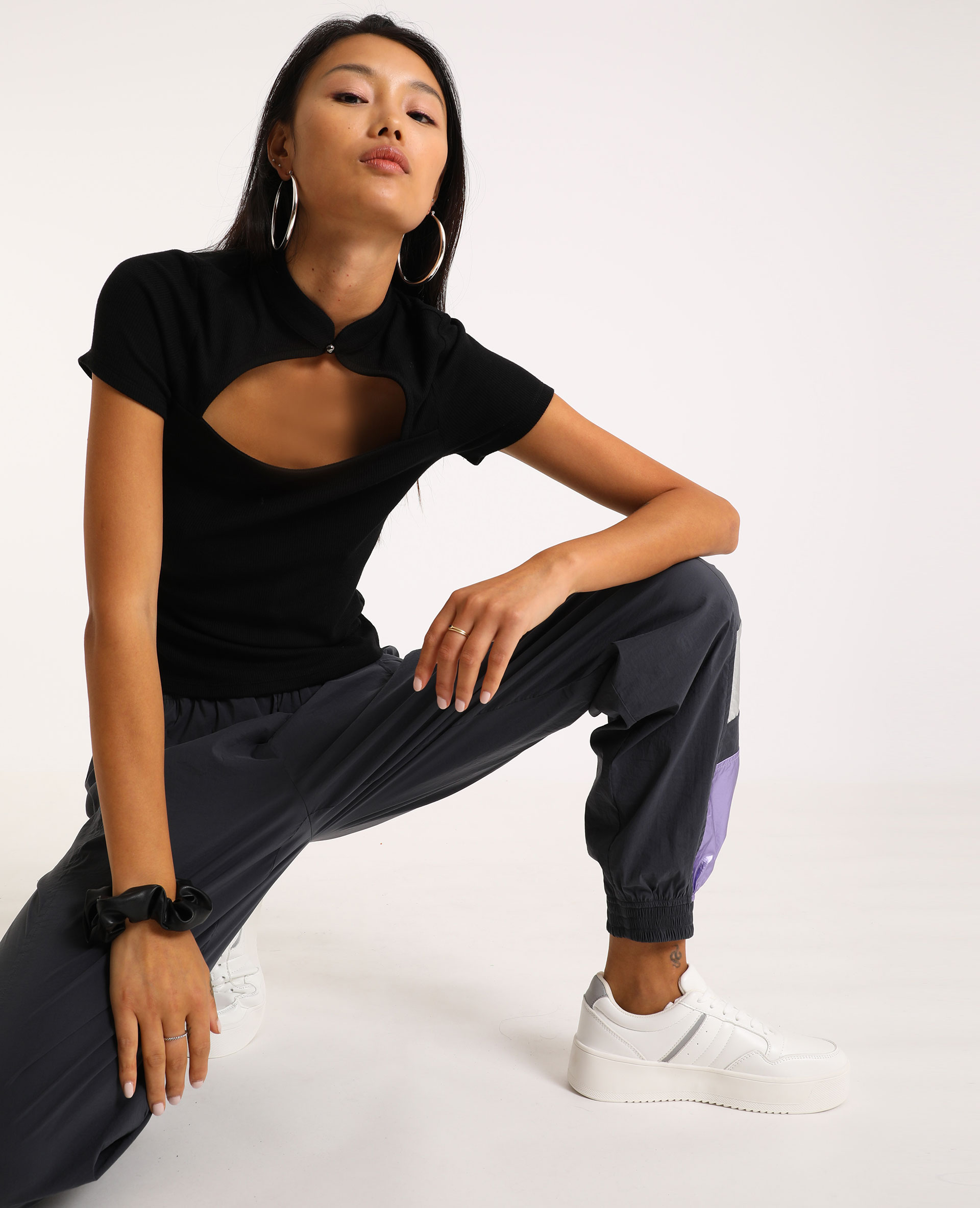 T shirt online ouvert devant