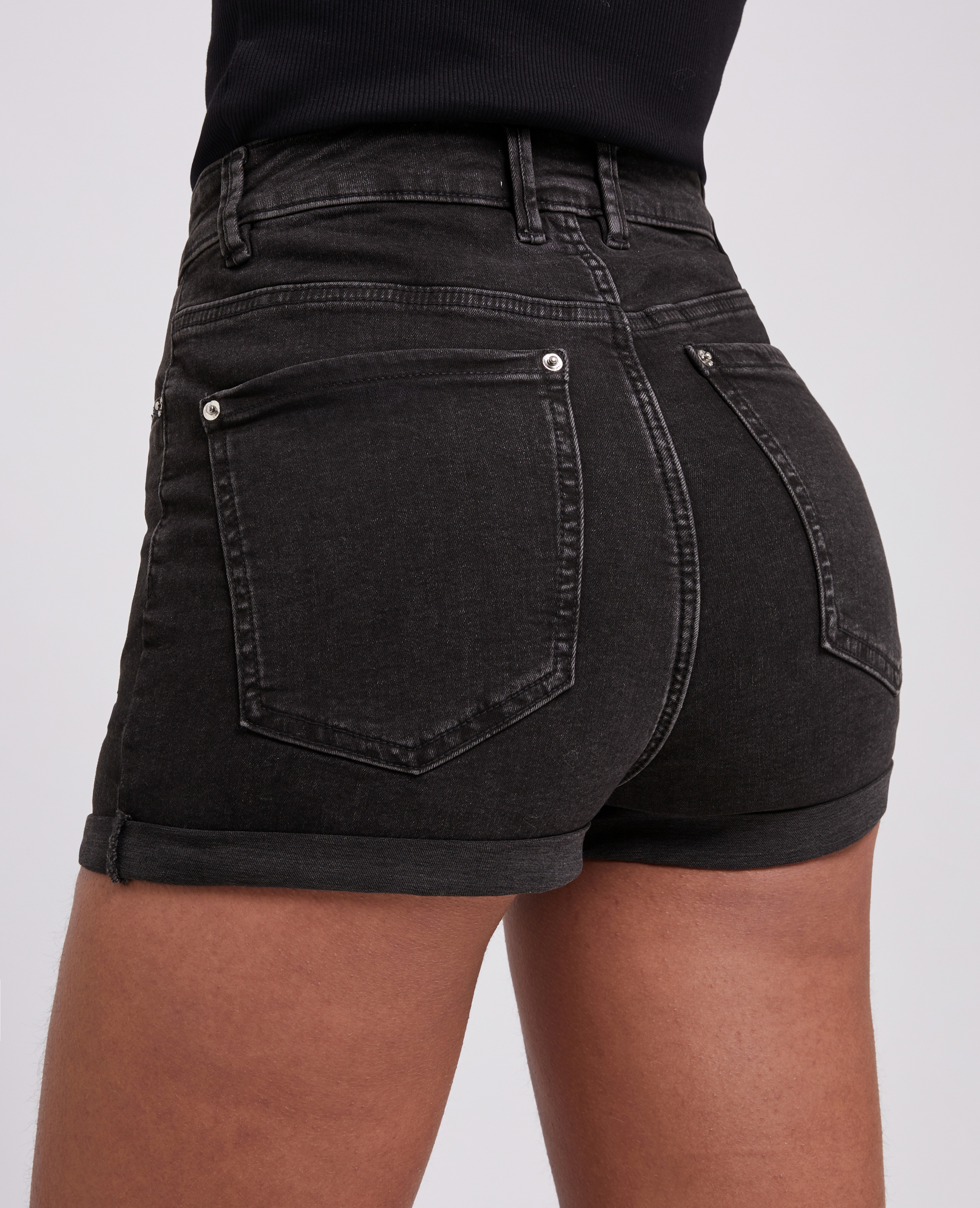 Short en jean bords roulottés noir - Pimkie