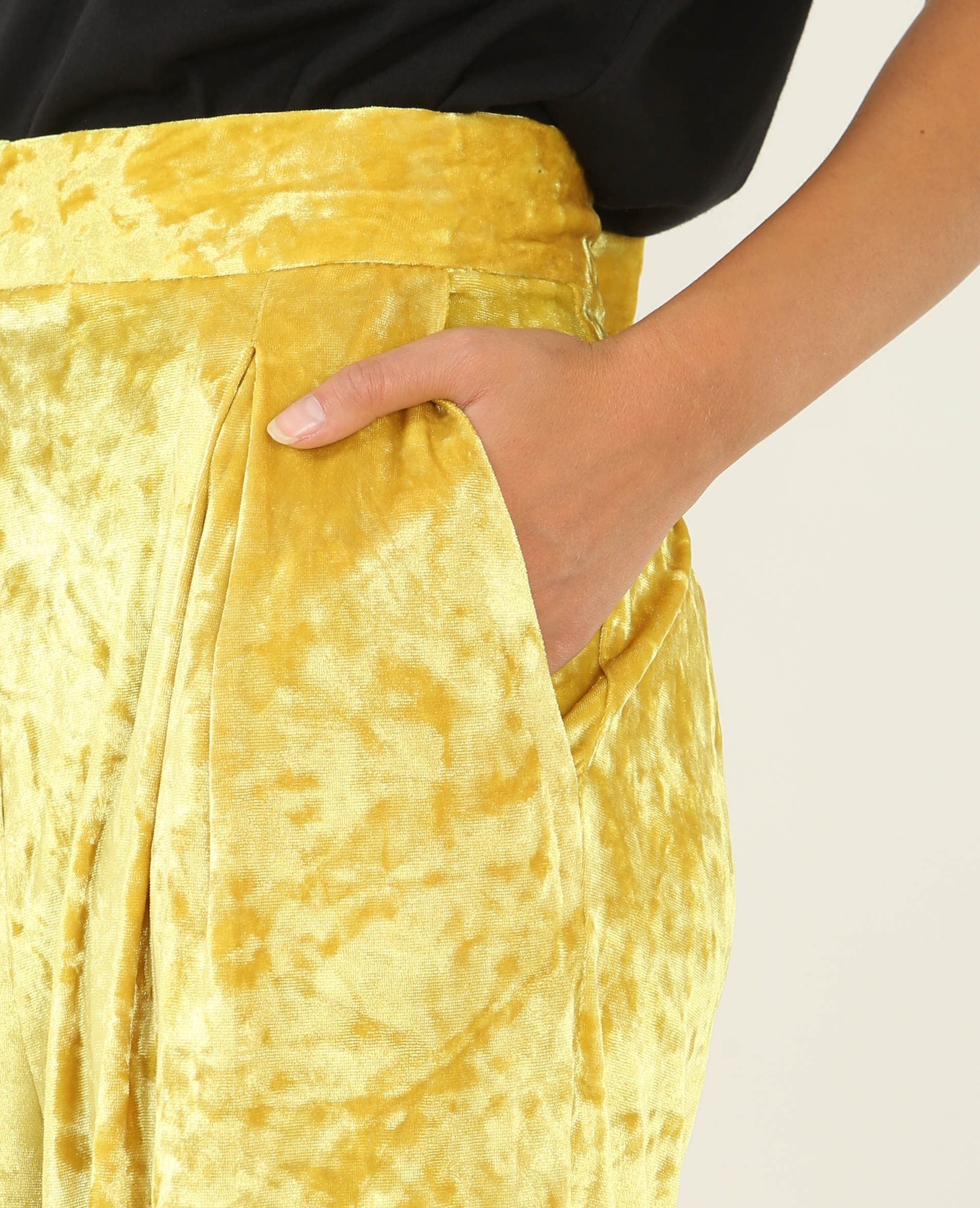 Pantalon flare effet velours jaune ocre - Pimkie
