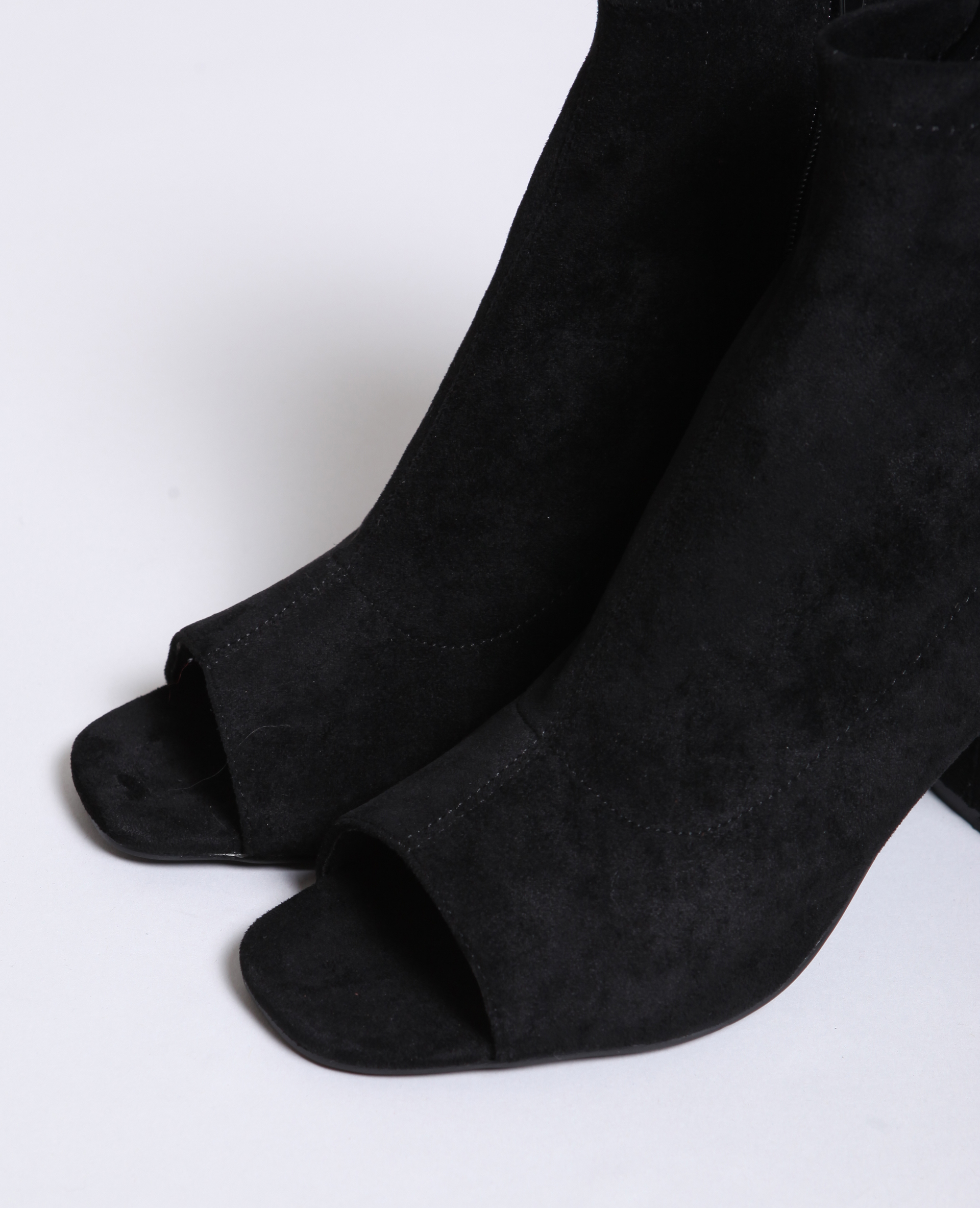 boots ouvertes