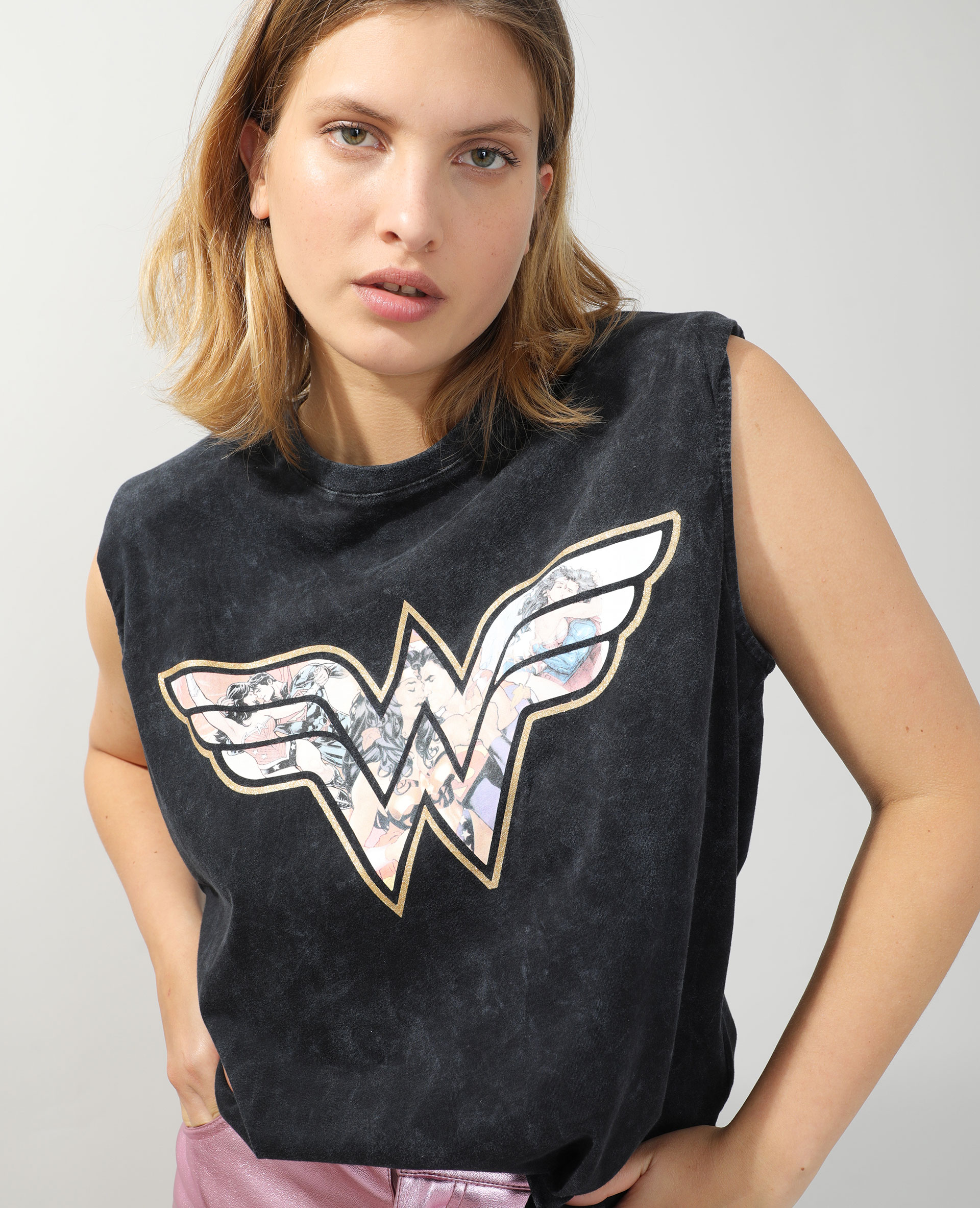 T-shirt à épaulettes Wonder Woman gris anthracite - Pimkie