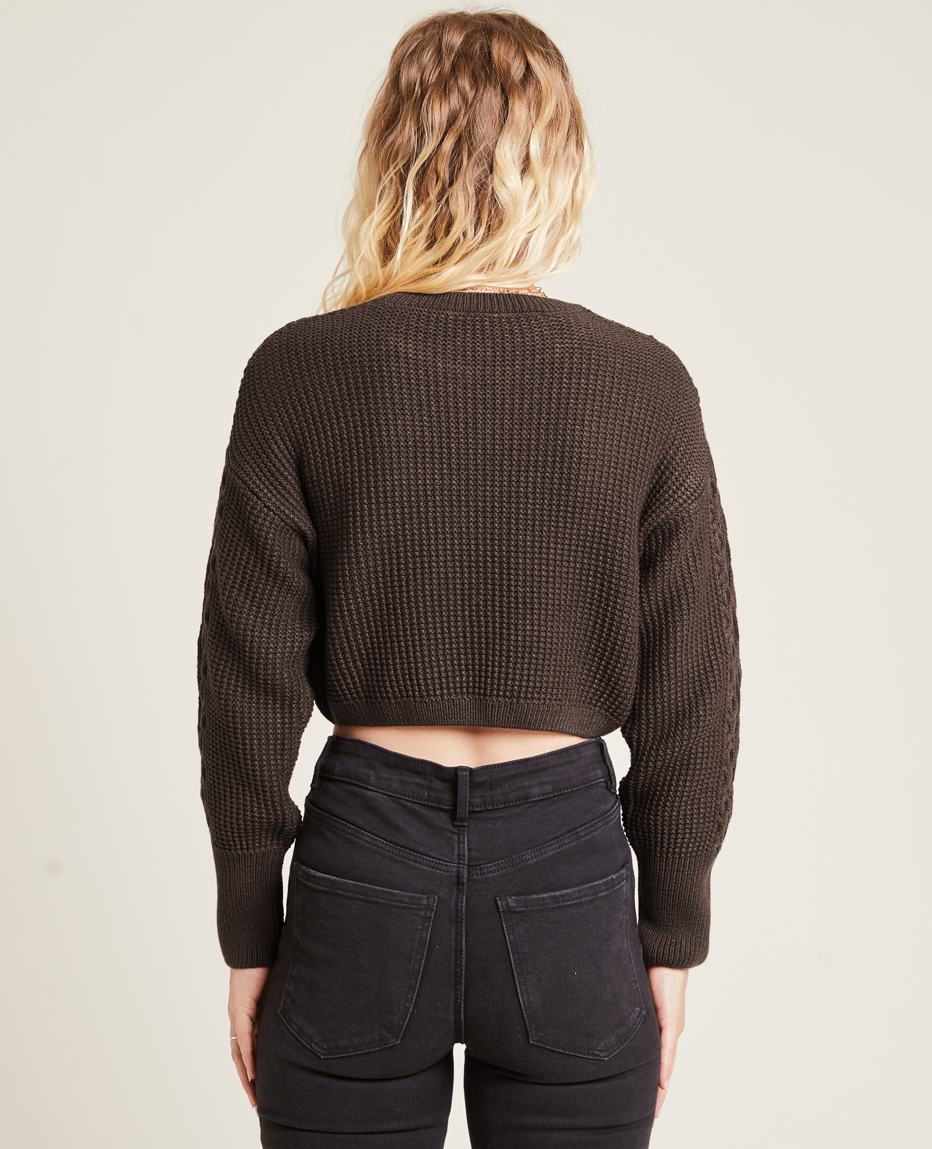 Pull cropped en maille fantaisie marron - Pimkie