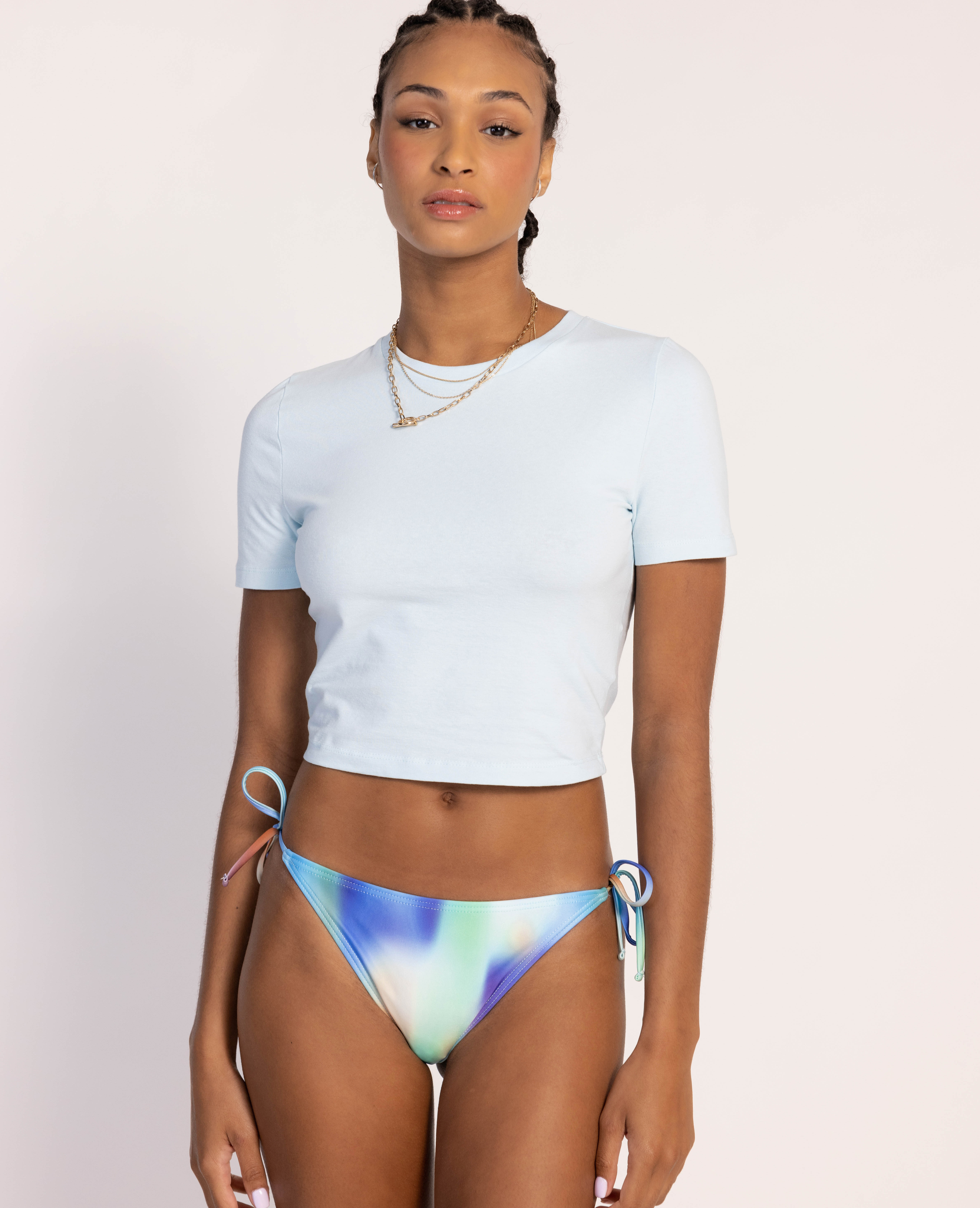 Bas de maillot tanga avec nouettes bleu - Pimkie