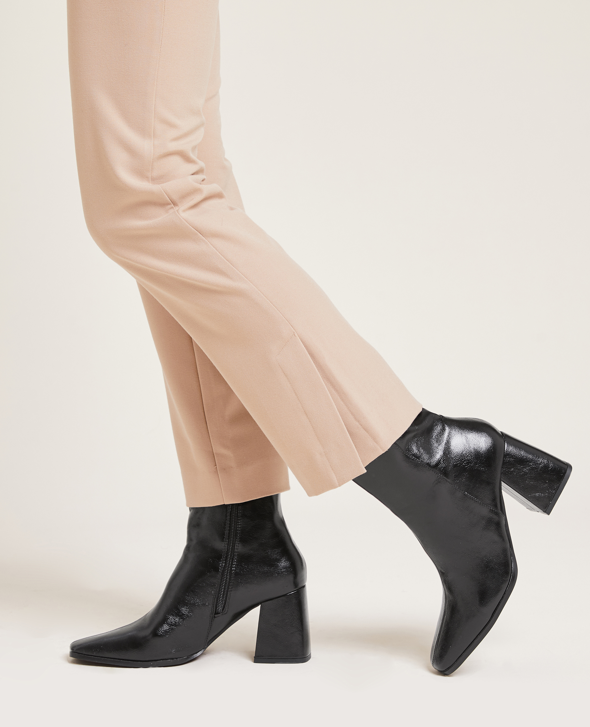 Boots à talon bouts carrés noir - Pimkie