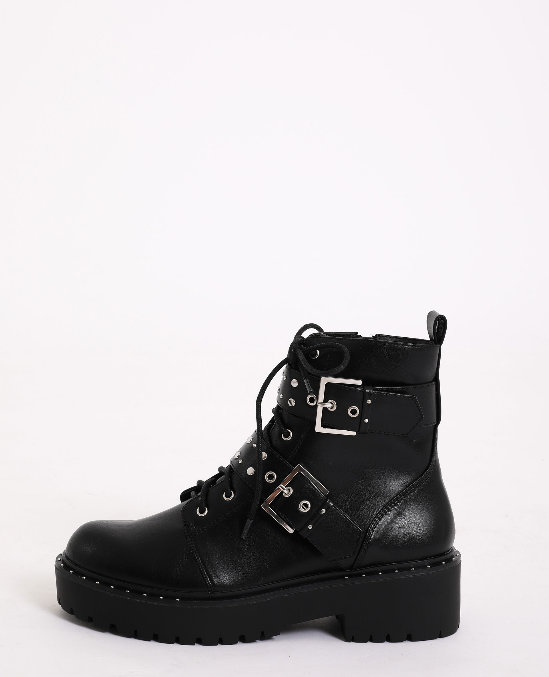 Bottines a sangles cloutees new arrivals