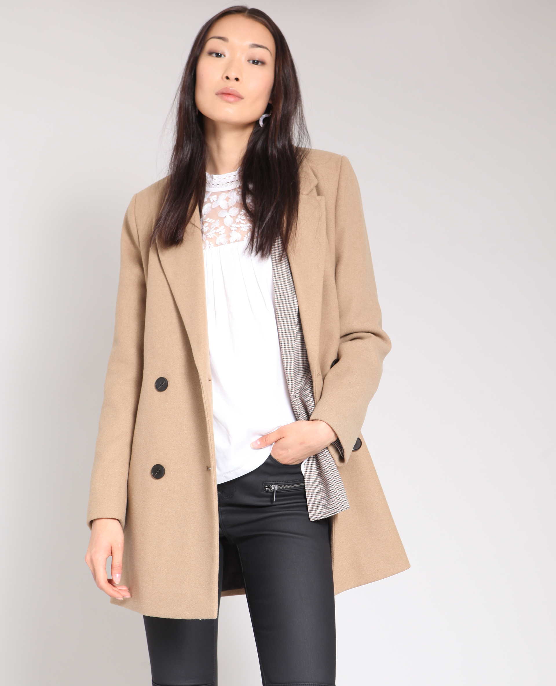 manteau court droit femme