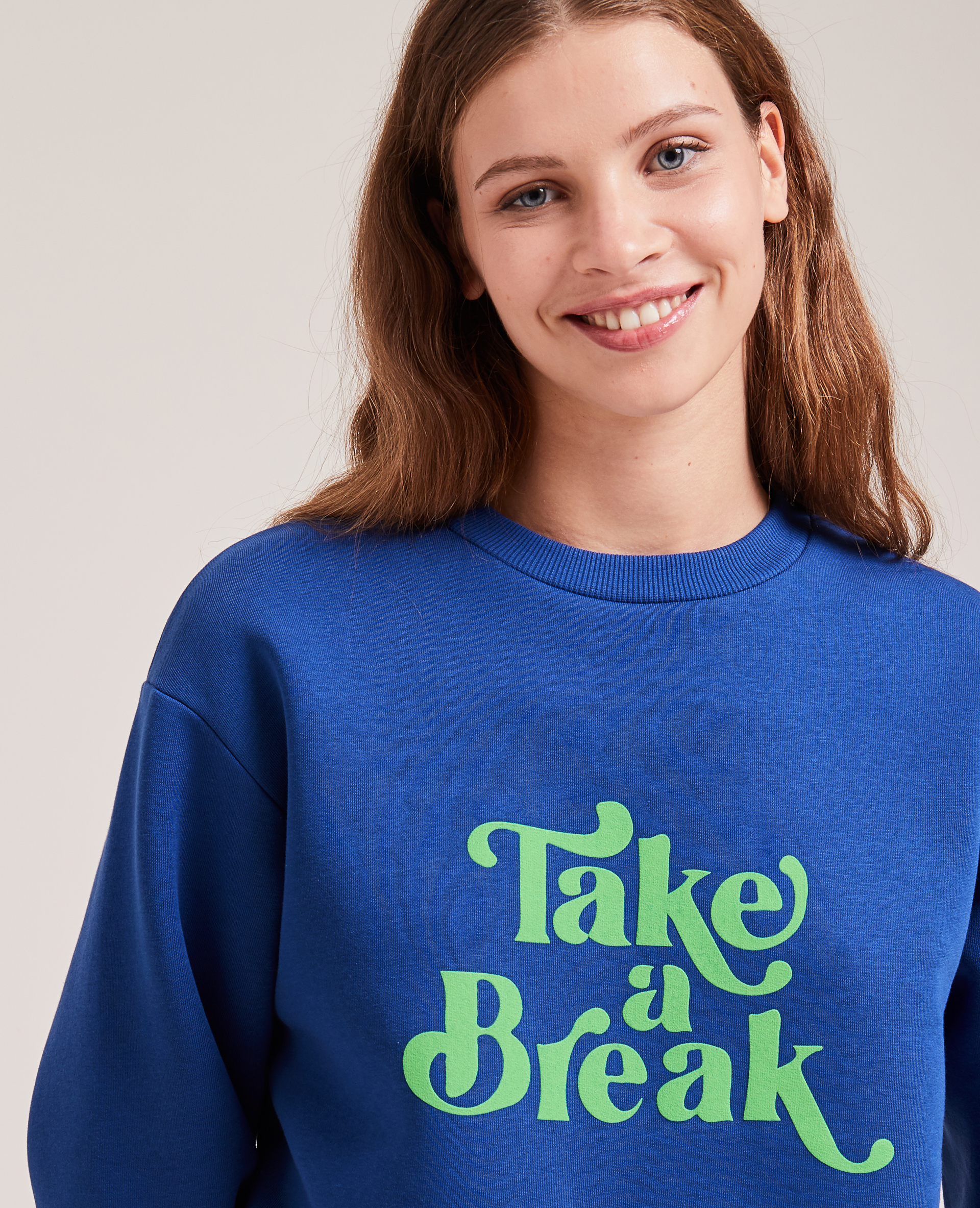 Sweat col rond avec flocage bleu foncé - Pimkie