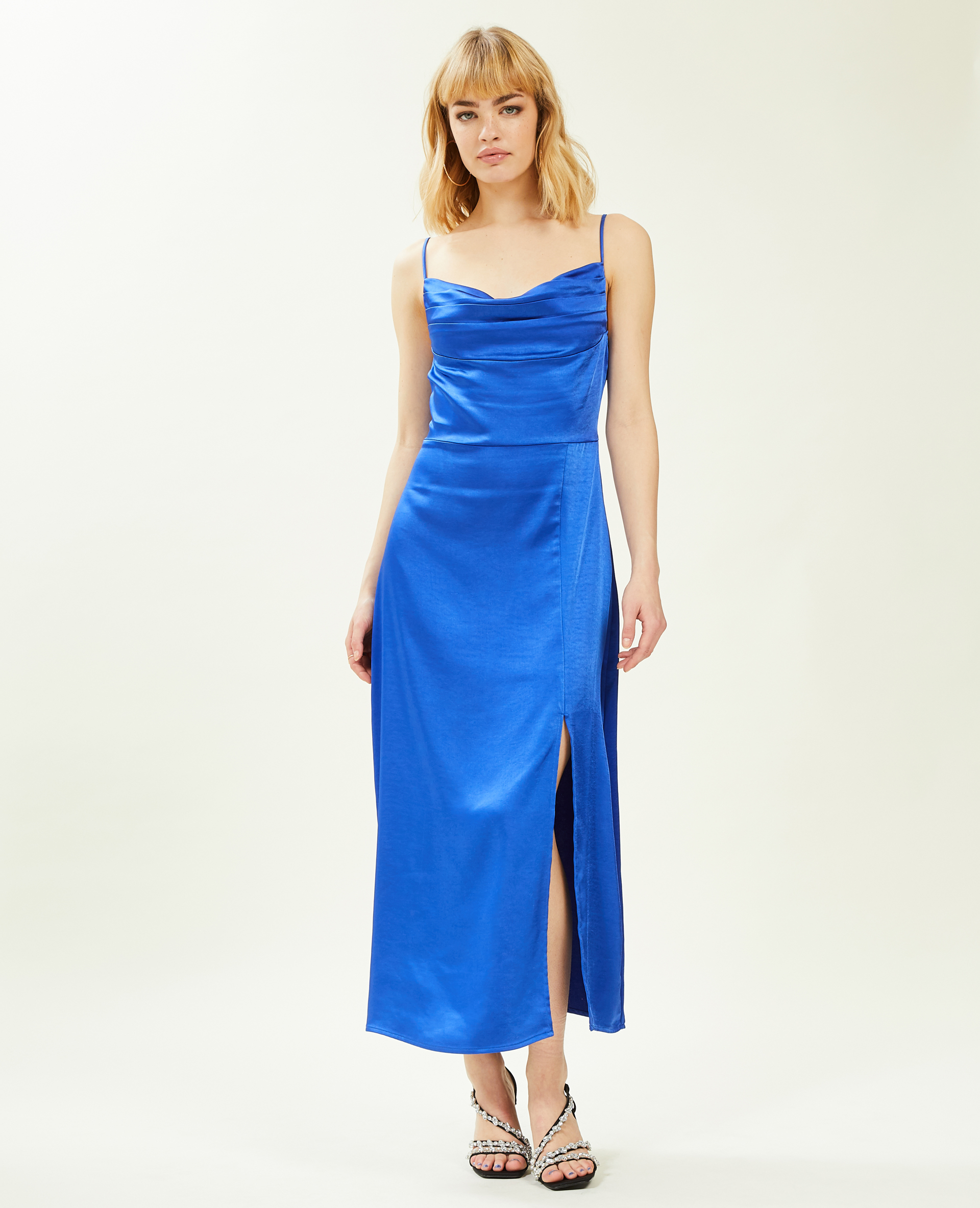 Robe longue tissu satiné encolure bénitier  bleu électrique - Pimkie