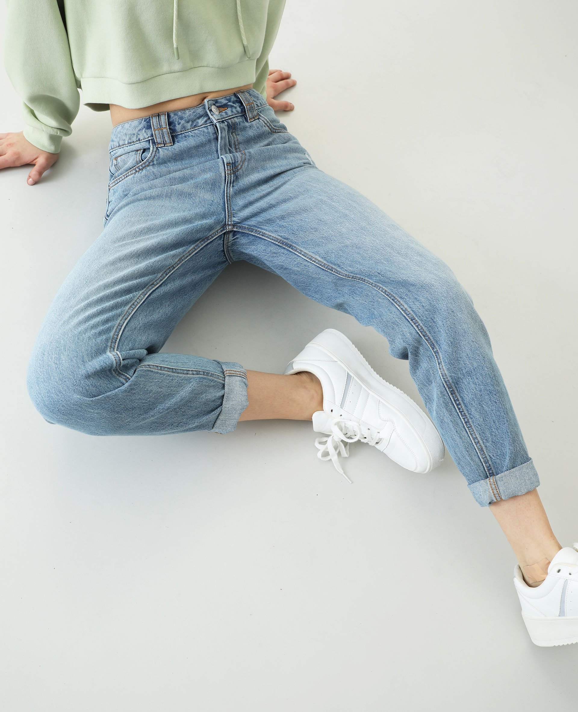 Jean mom