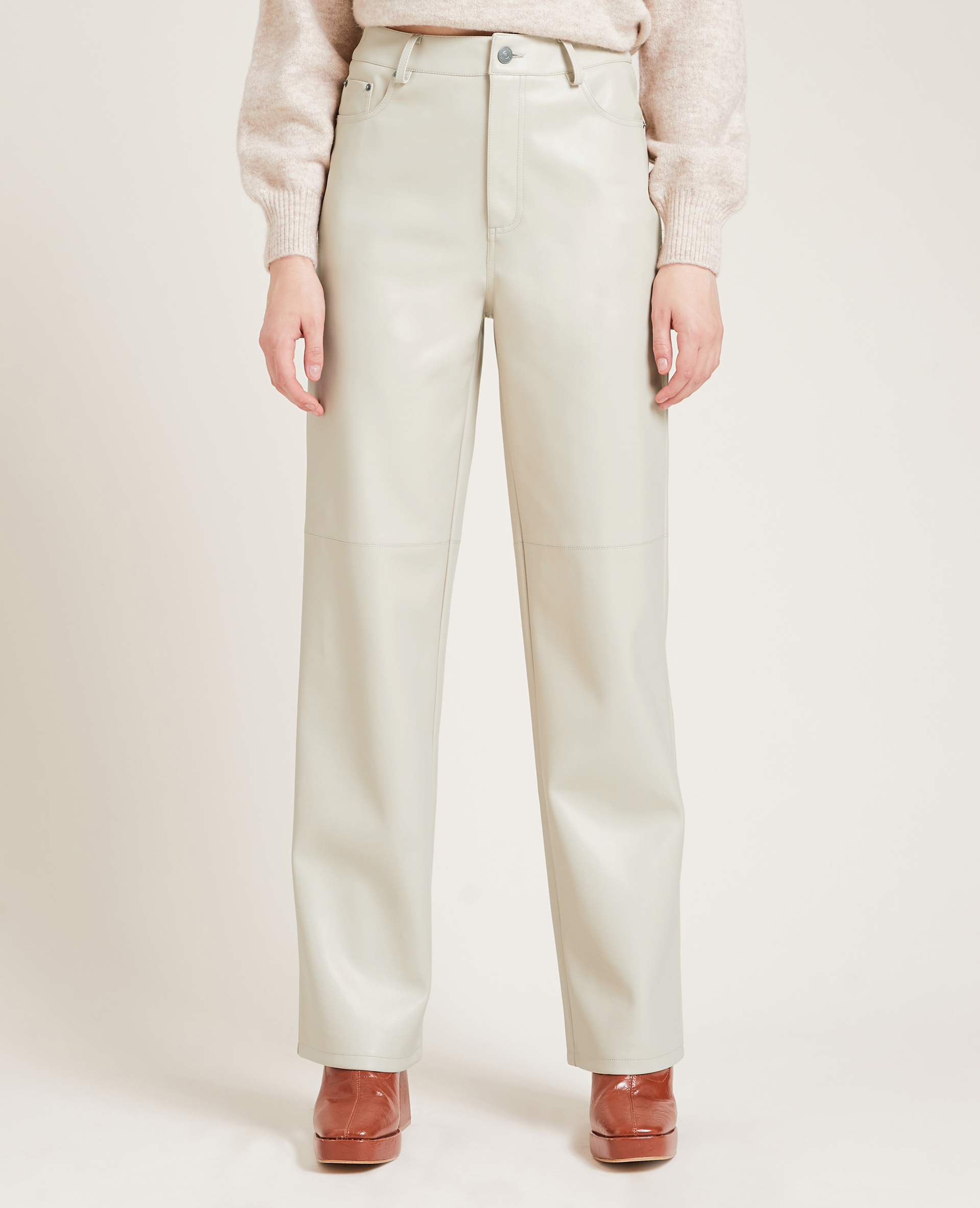 Pantalon droit en simili cuir SMALL écru - Pimkie