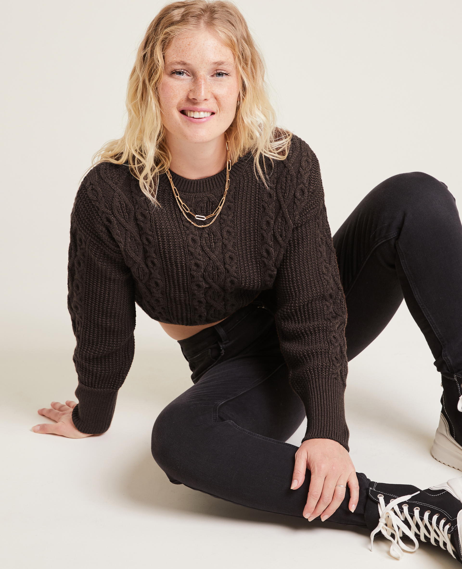 Pull cropped en maille fantaisie marron - Pimkie
