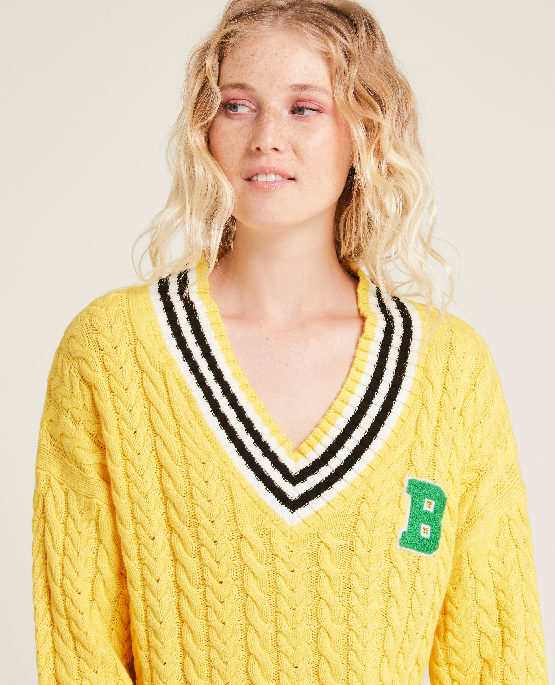 Pull maille torsadée col V jaune - Pimkie