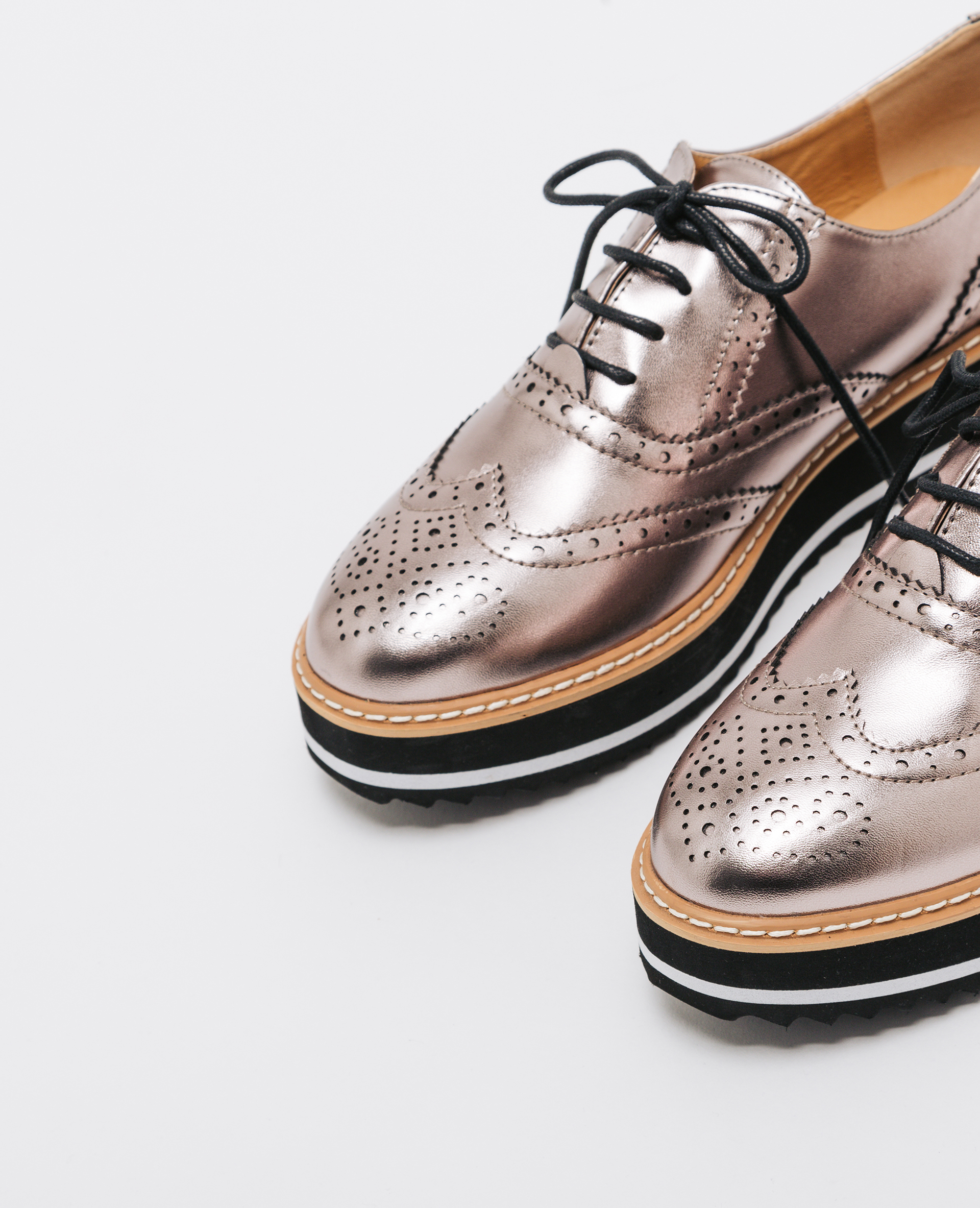 derbies femme bronze