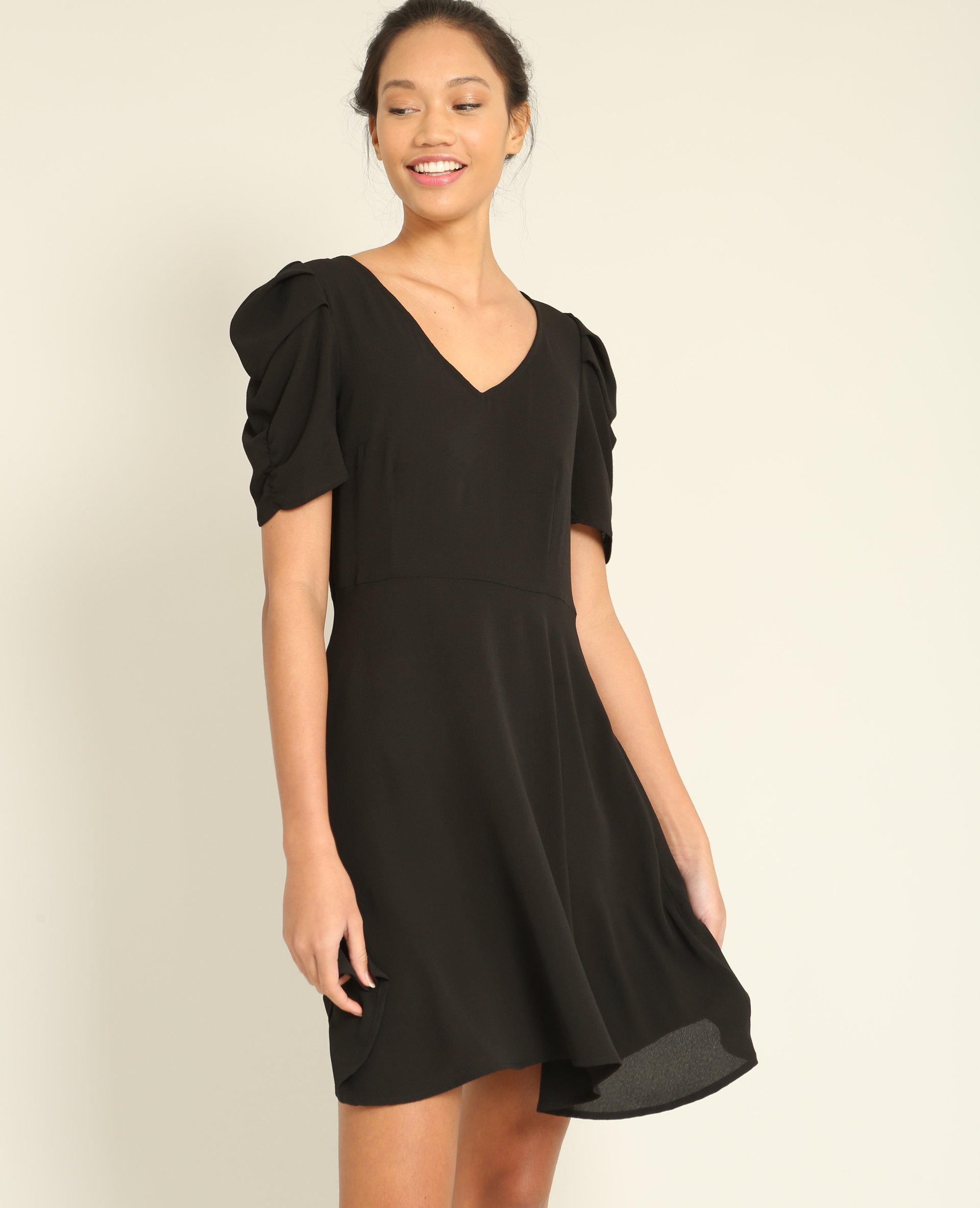 Robe fluide noire sales