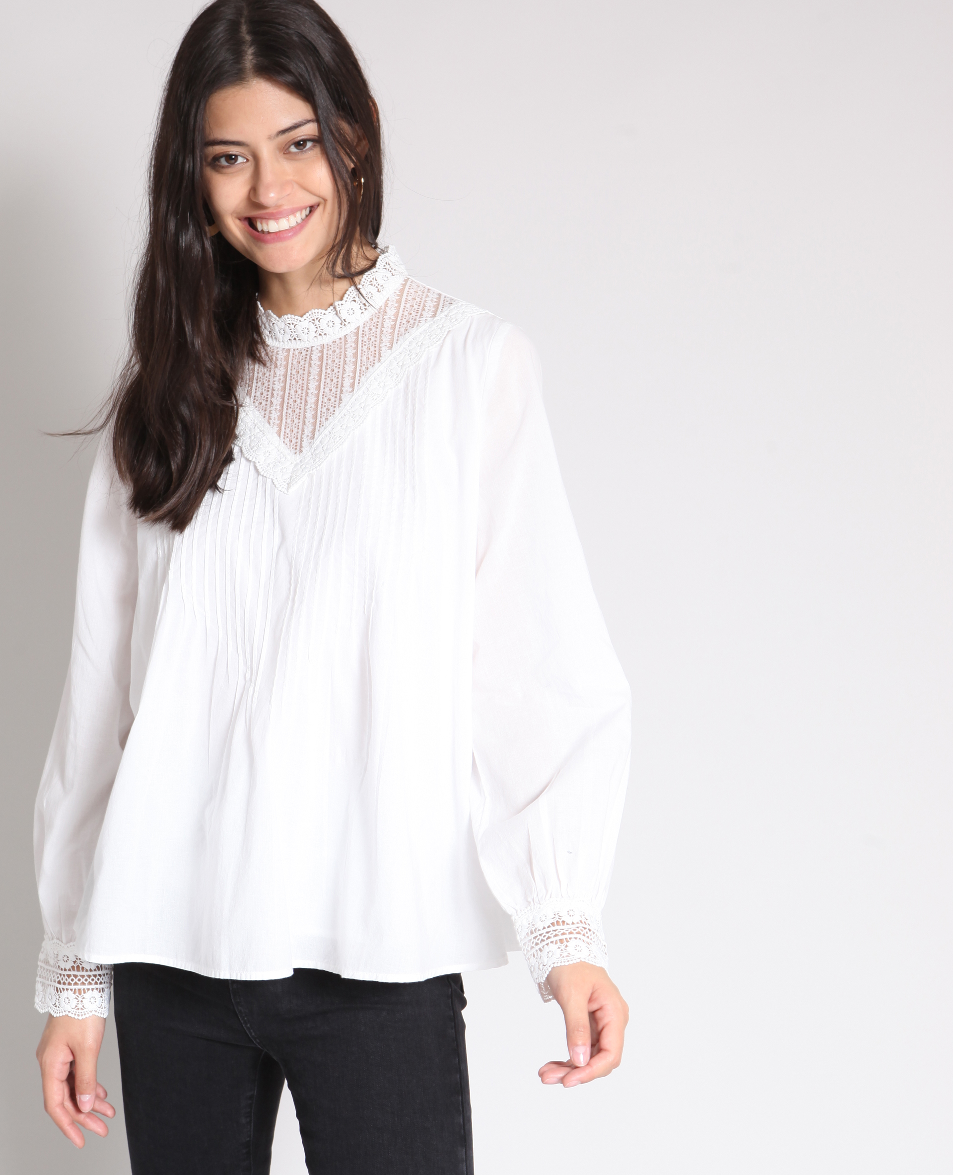 Blouse en dentelle