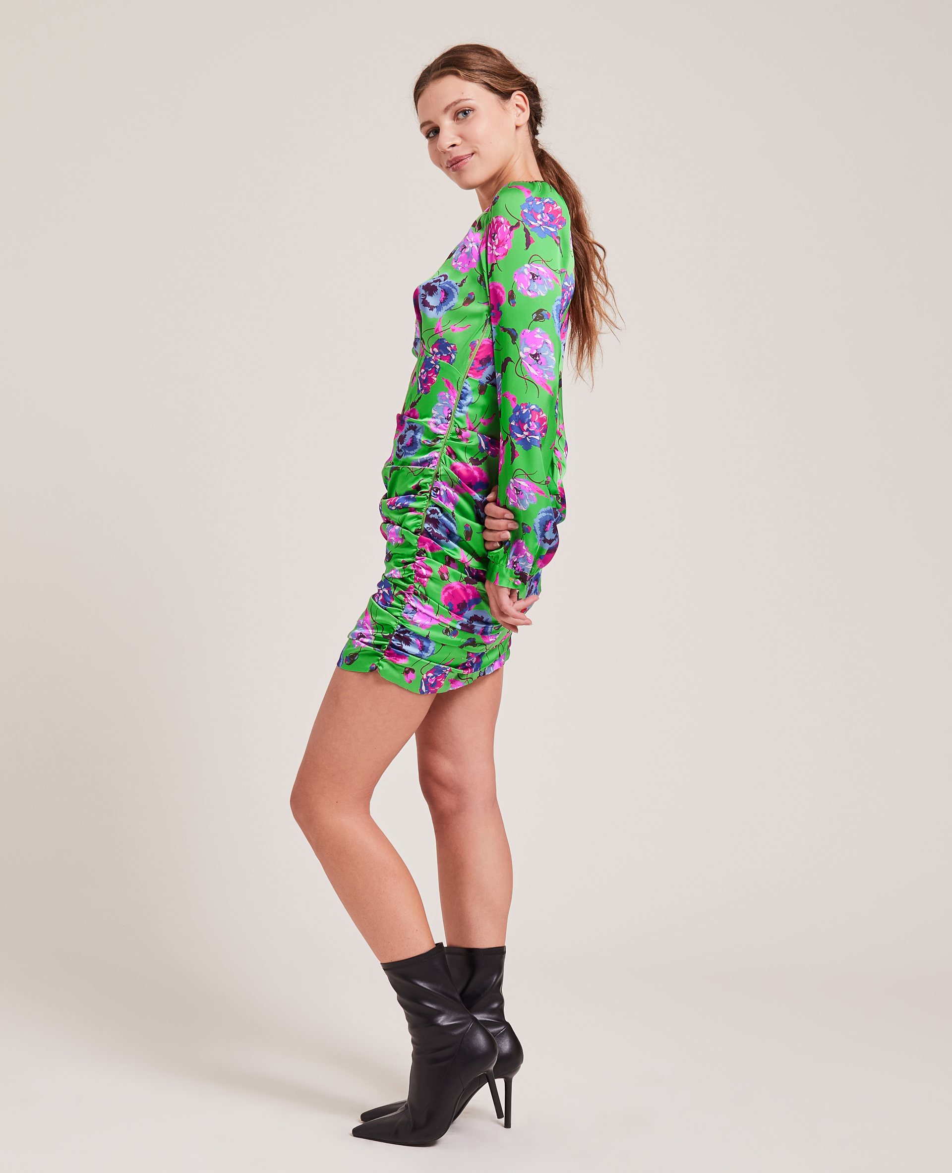Robe courte en satin vert - Pimkie