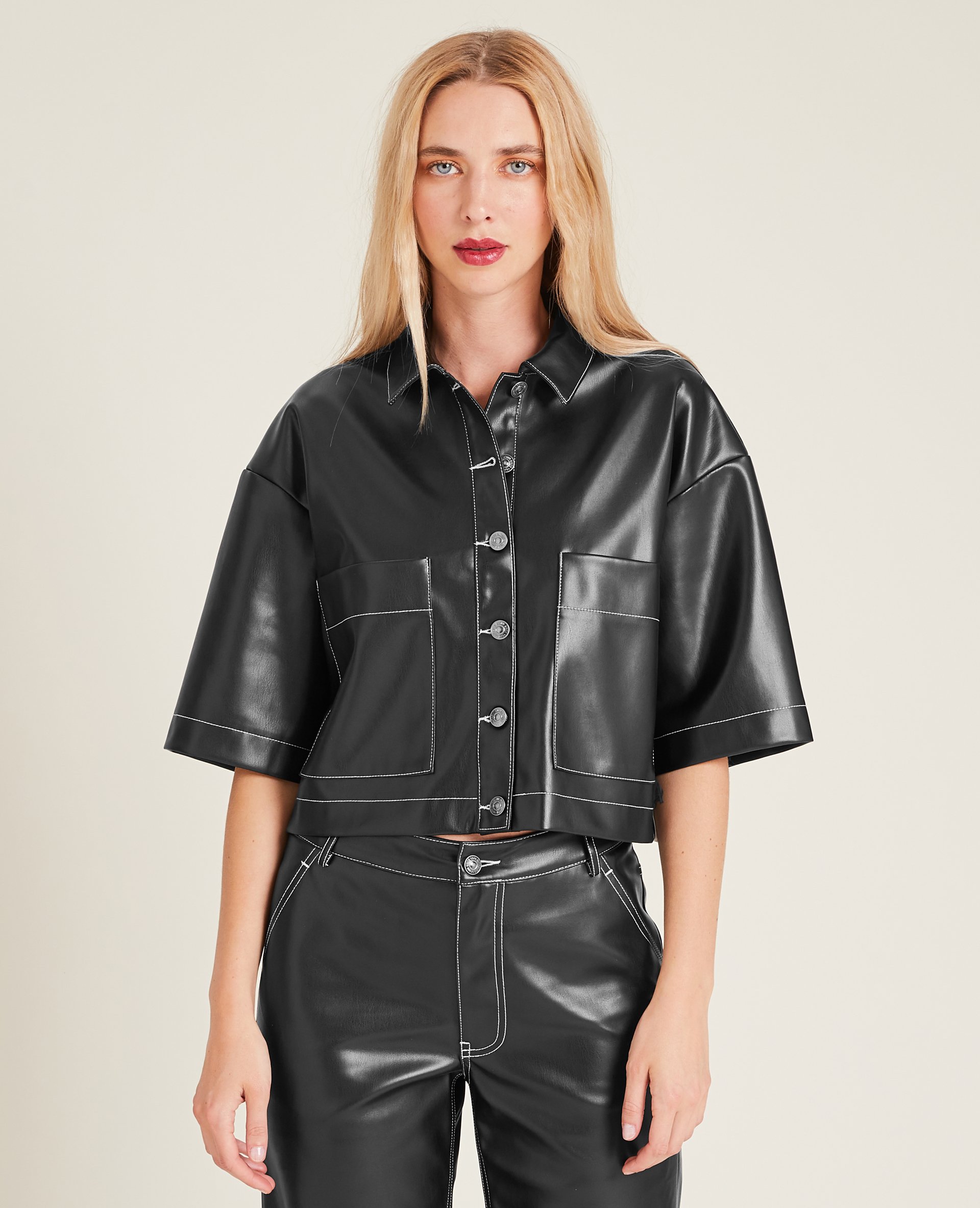 Chemise simili cuir manches courtes noir - Pimkie