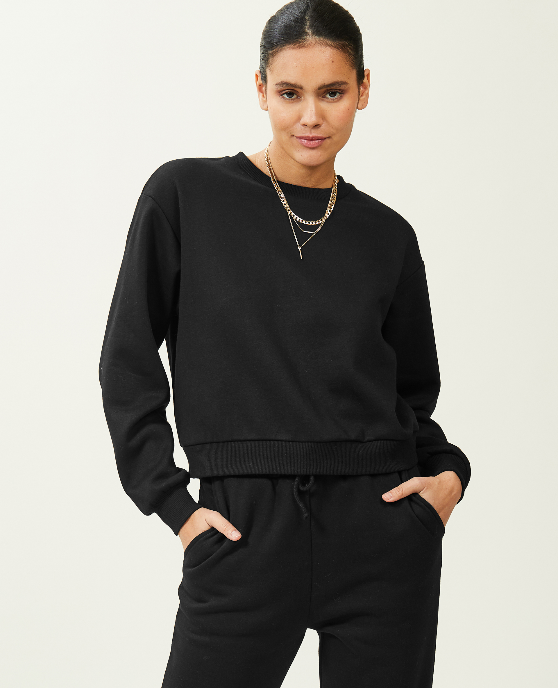 Sweat court col rond noir - Pimkie