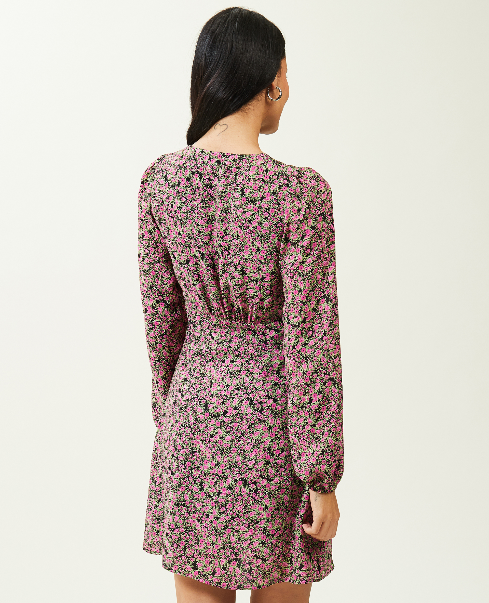Robe courte et fluide noir - Pimkie
