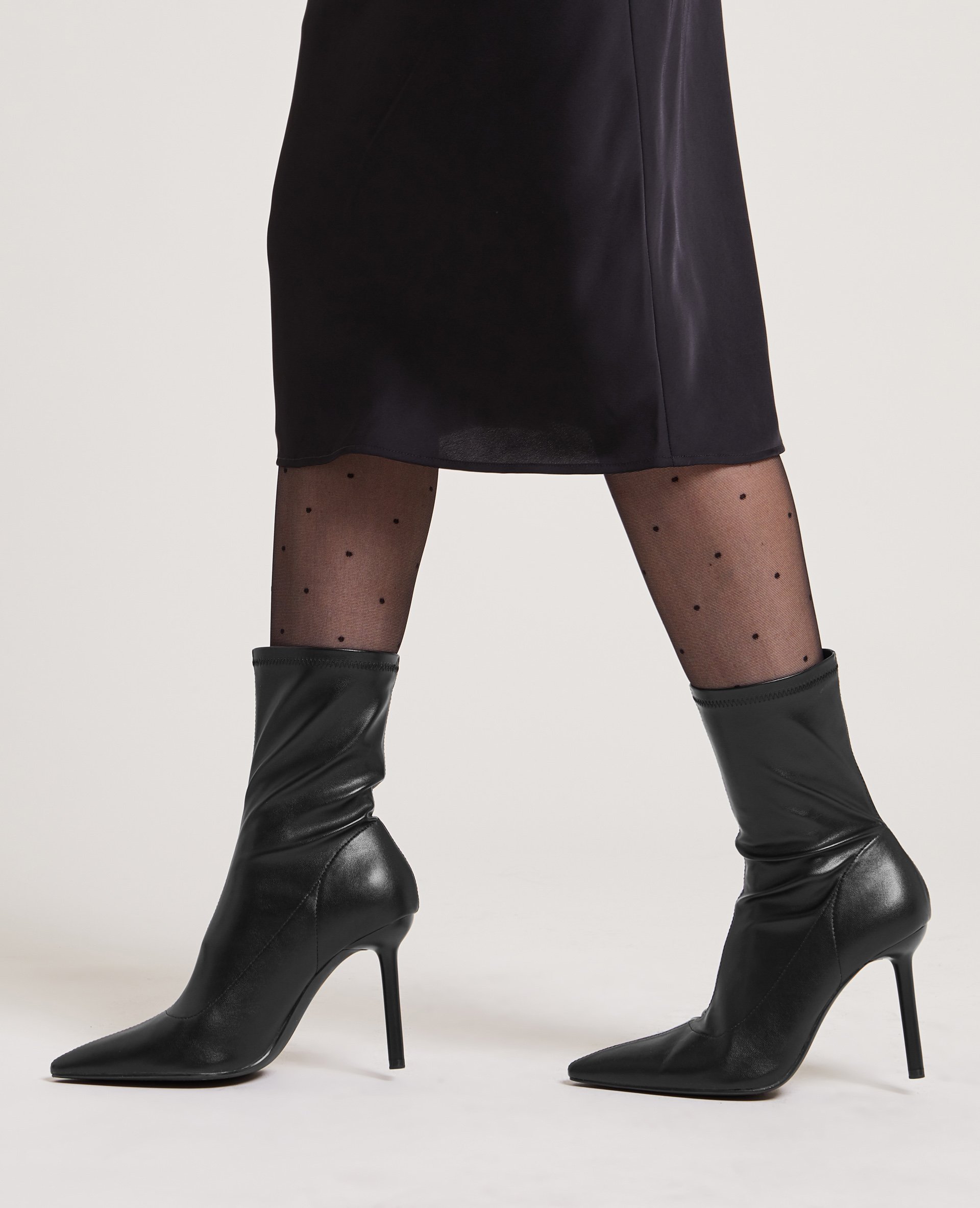 Bottes courtes bouts pointus noir - Pimkie