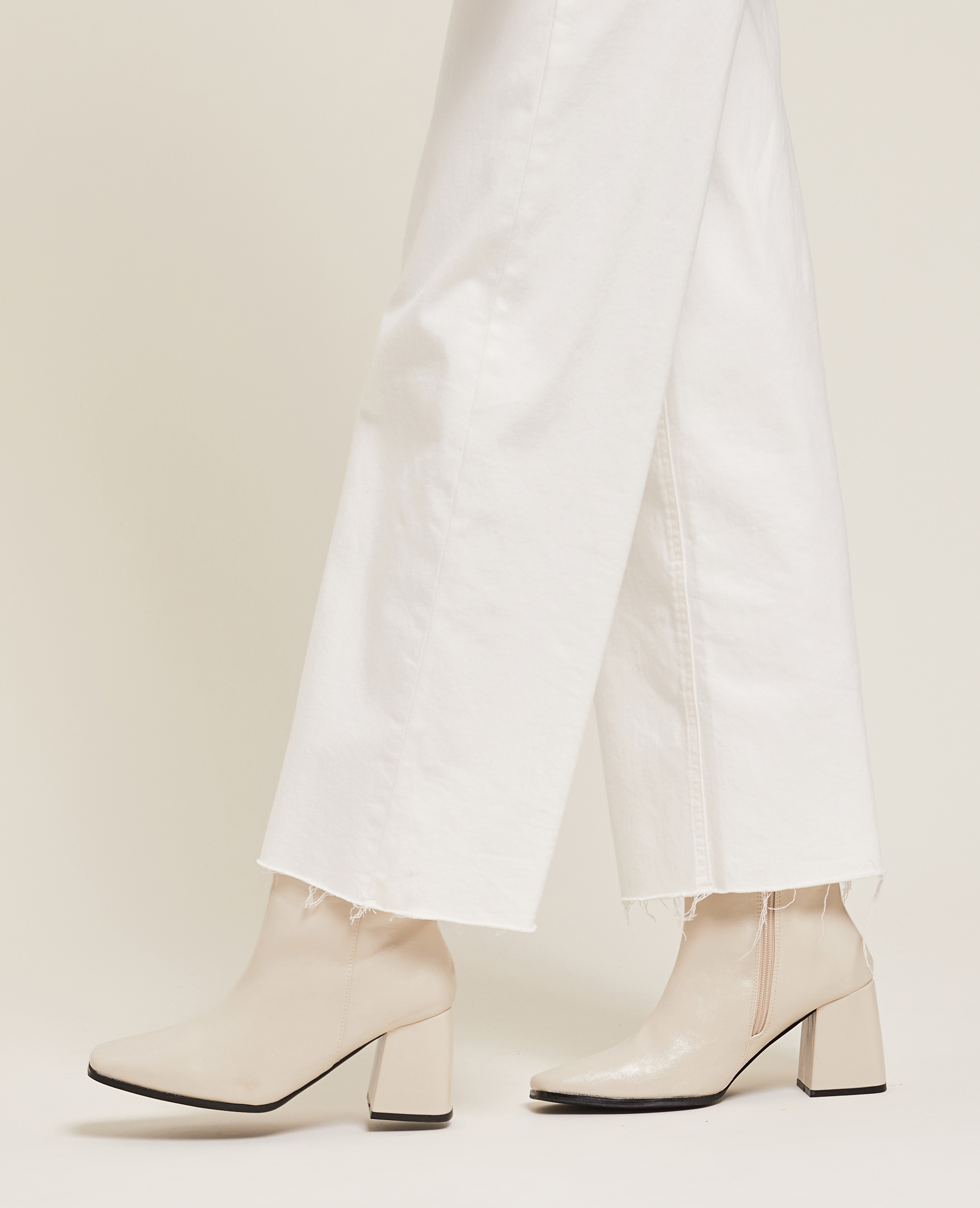 Boots à talons bouts carrés blanc - Pimkie