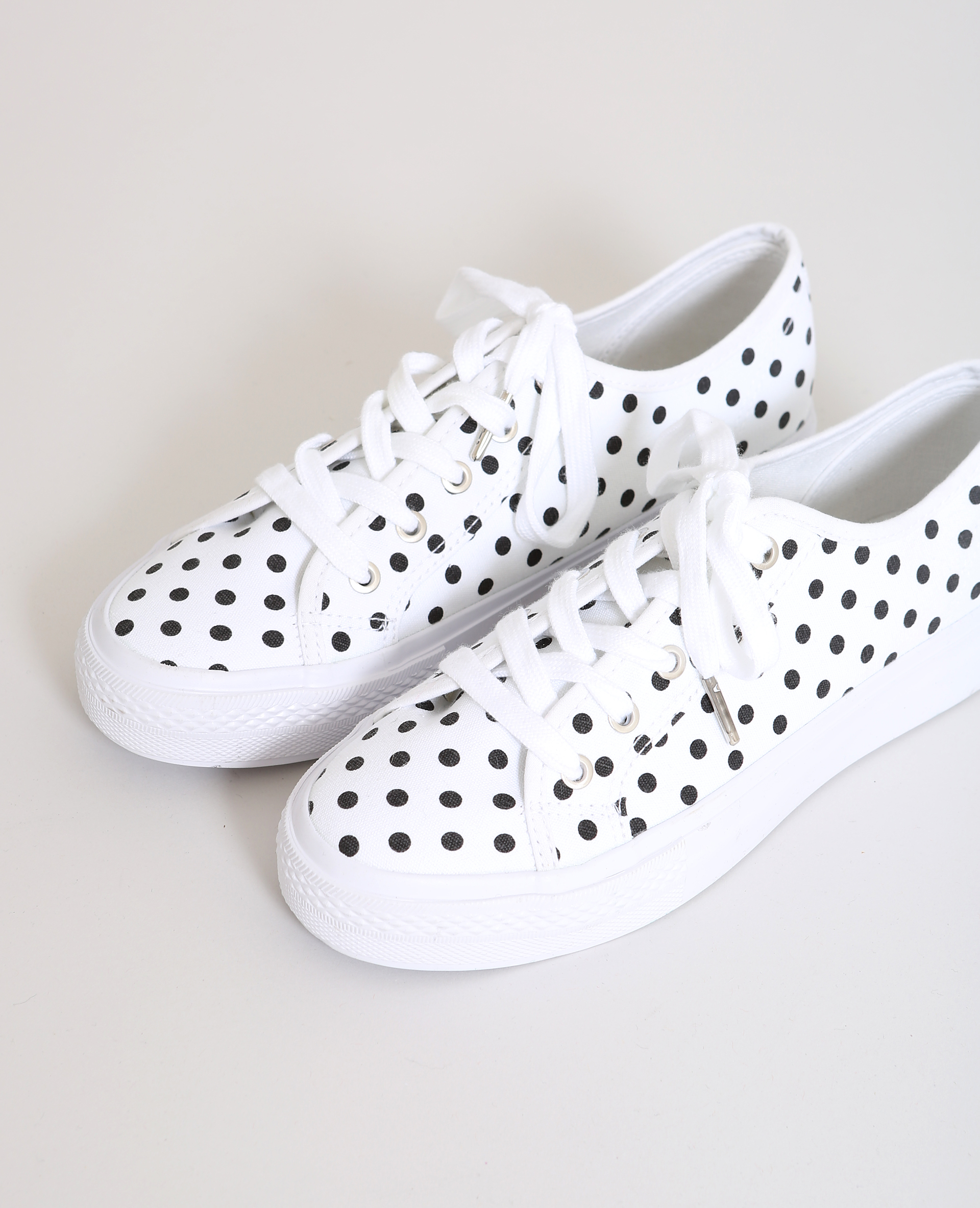 Baskets à pois blanc - Pimkie