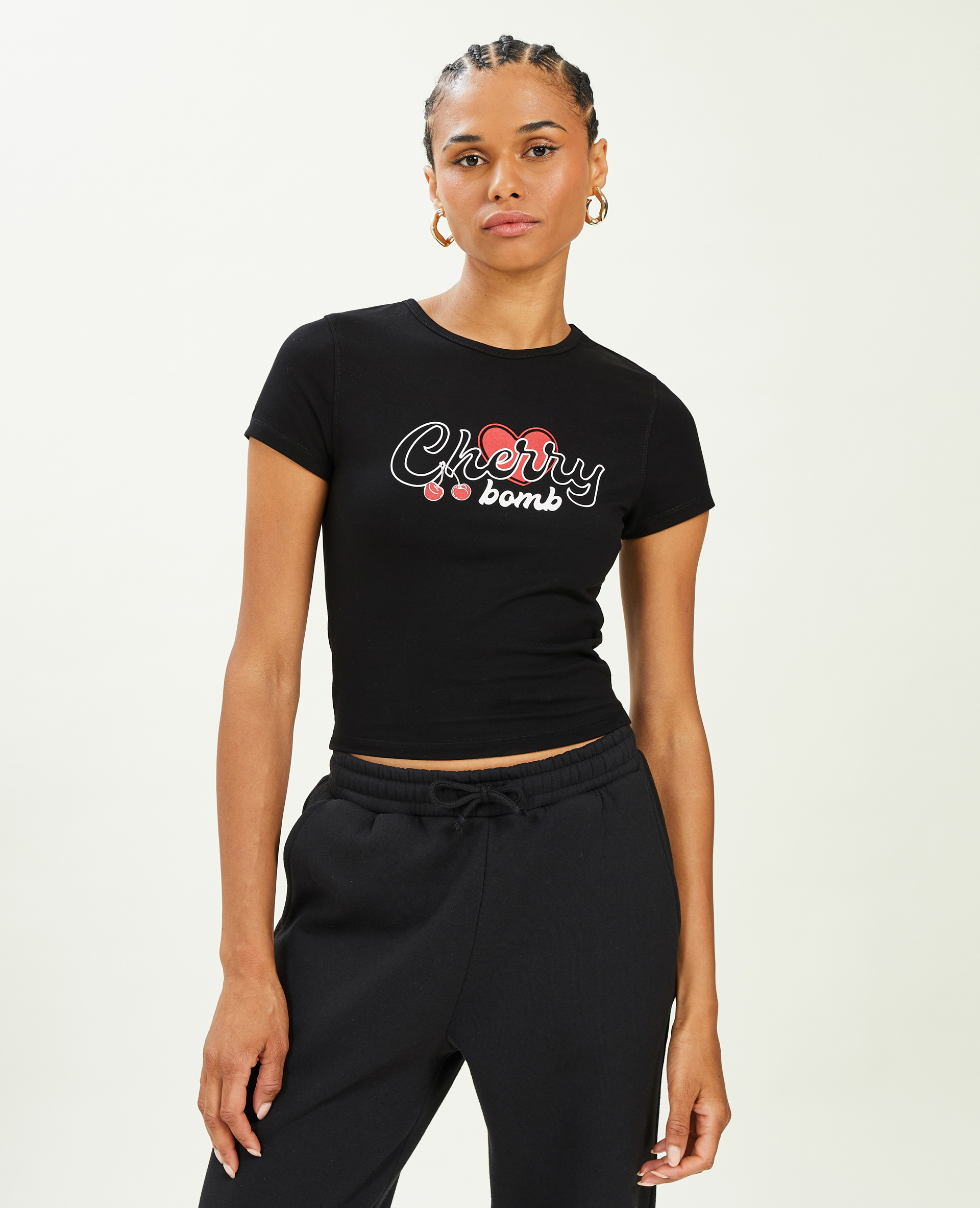 T-shirt court avec motif noir - Pimkie