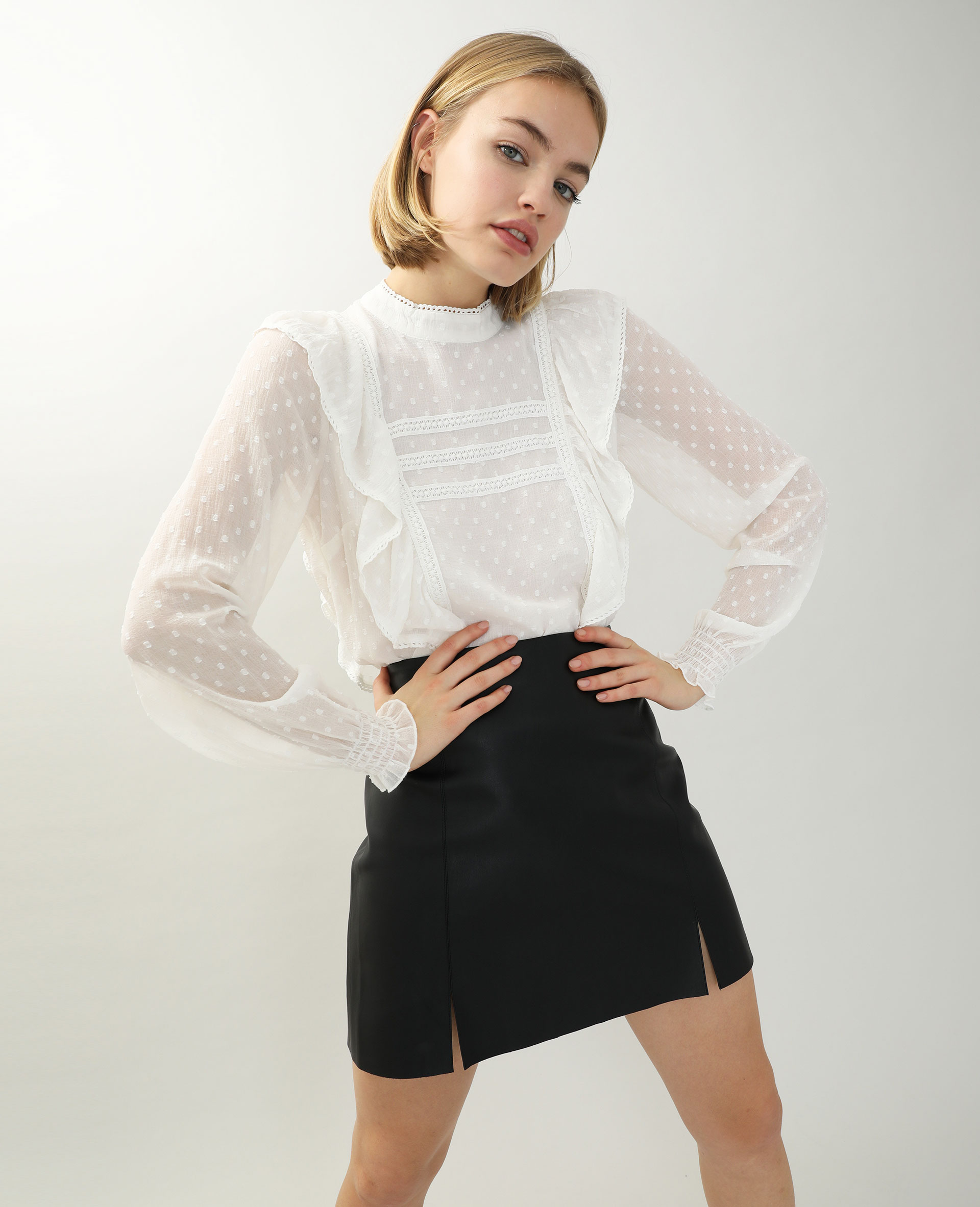 Blouse dentelle et volants Pimkie